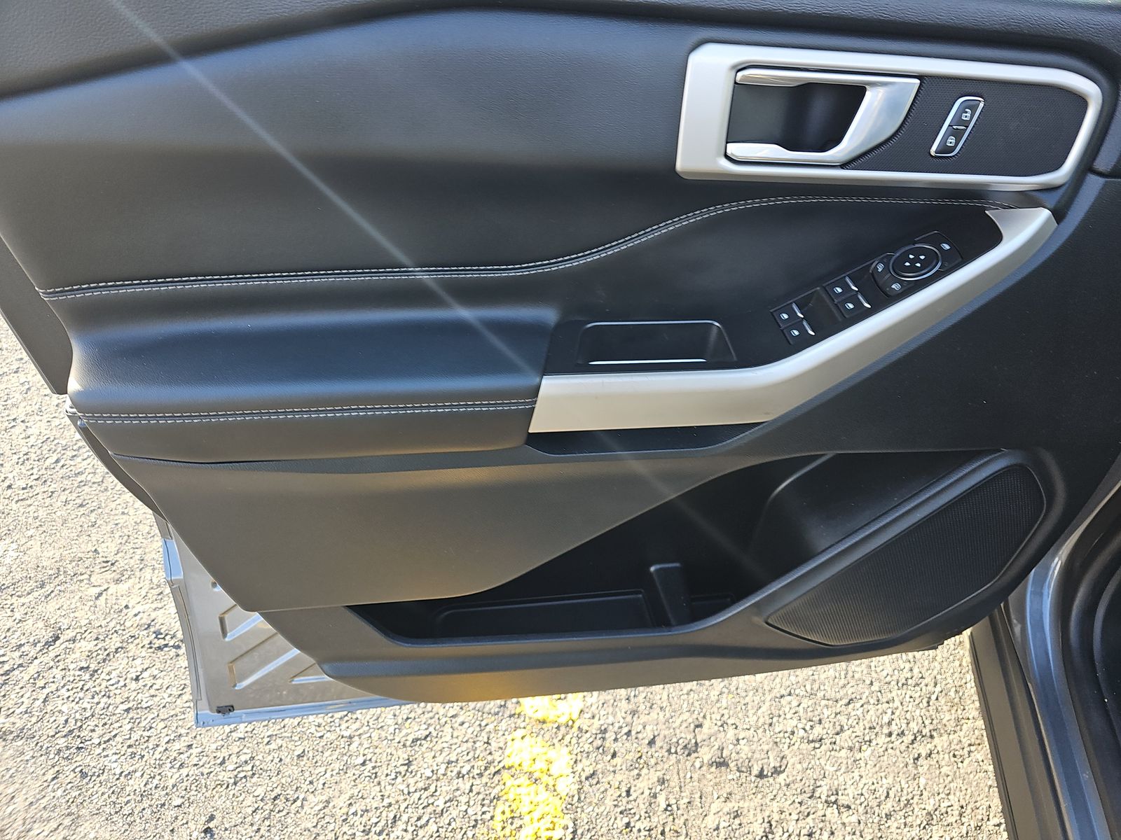 2022 Ford Explorer XLT AWD