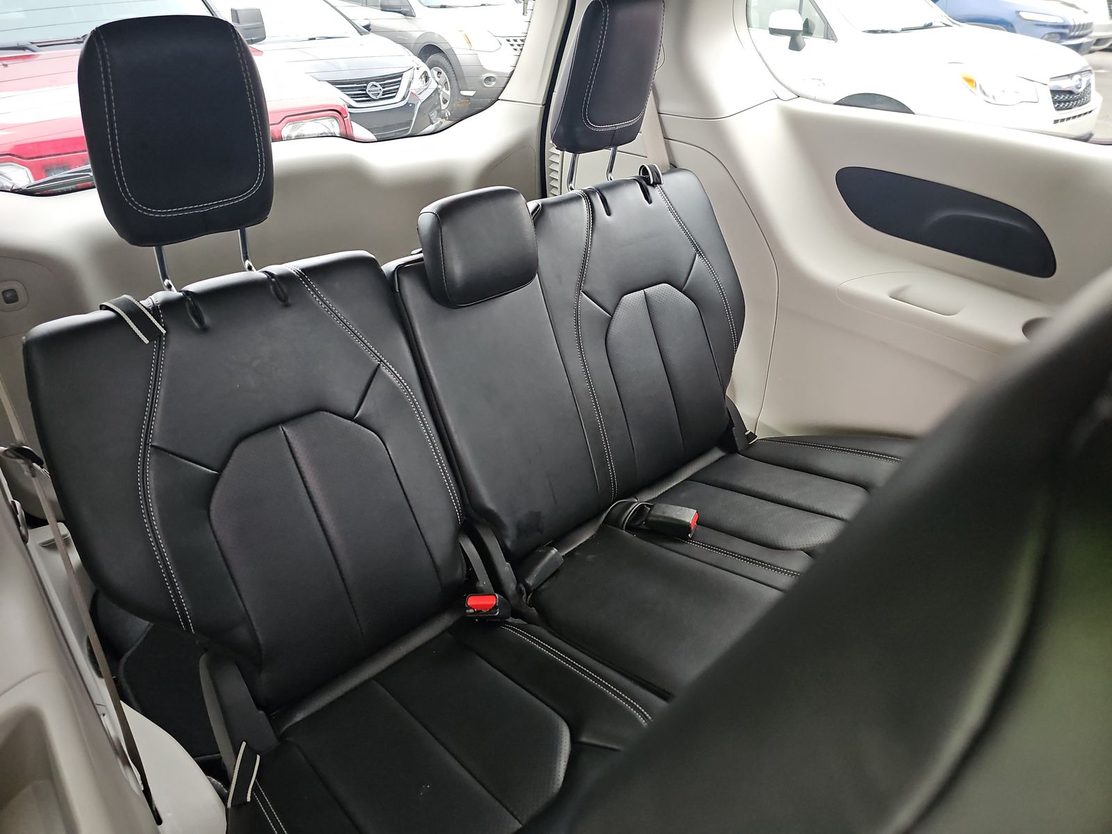 2024 Chrysler Pacifica Hybrid Select FWD