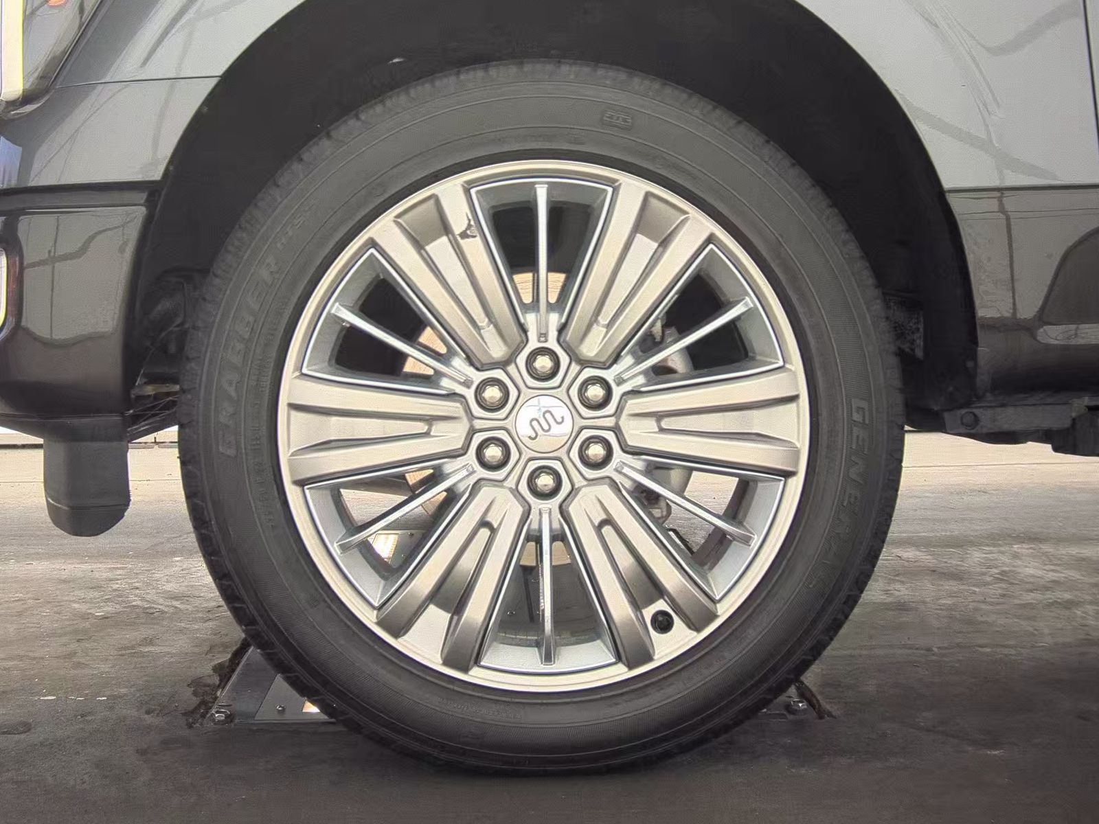 2024 Ford F-150 Hybrid King Ranch AWD