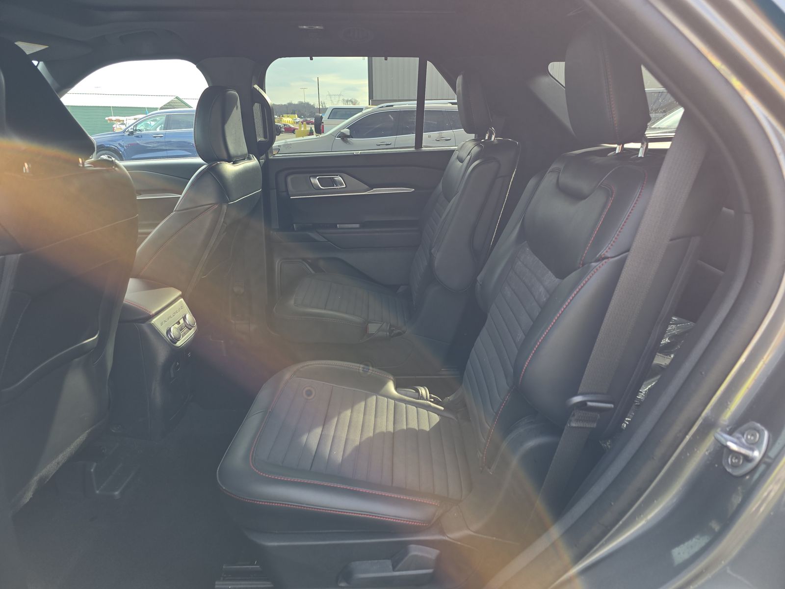 2025 Ford Explorer ST-Line AWD