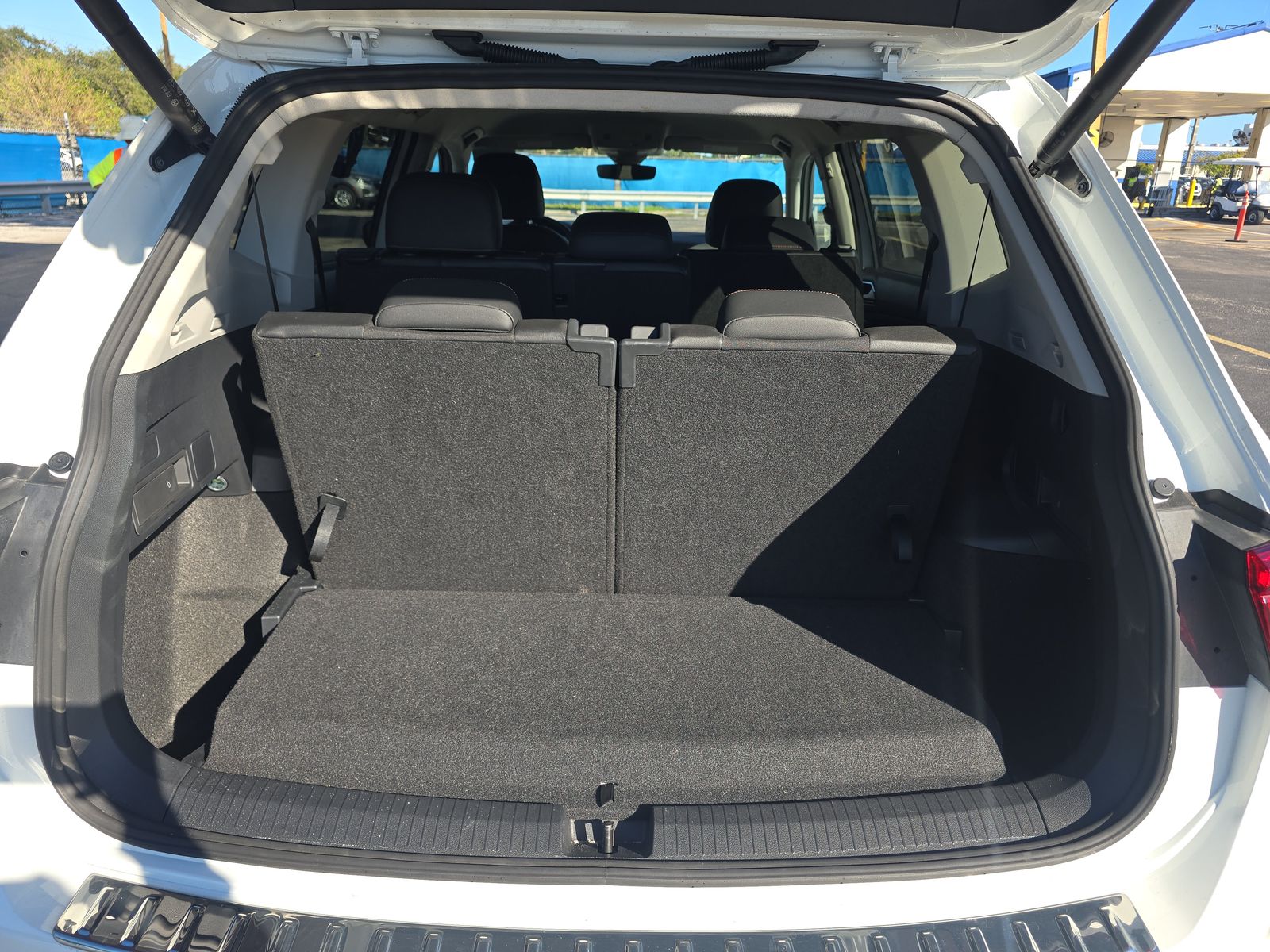 2024 Volkswagen Tiguan 2.0T SE FWD