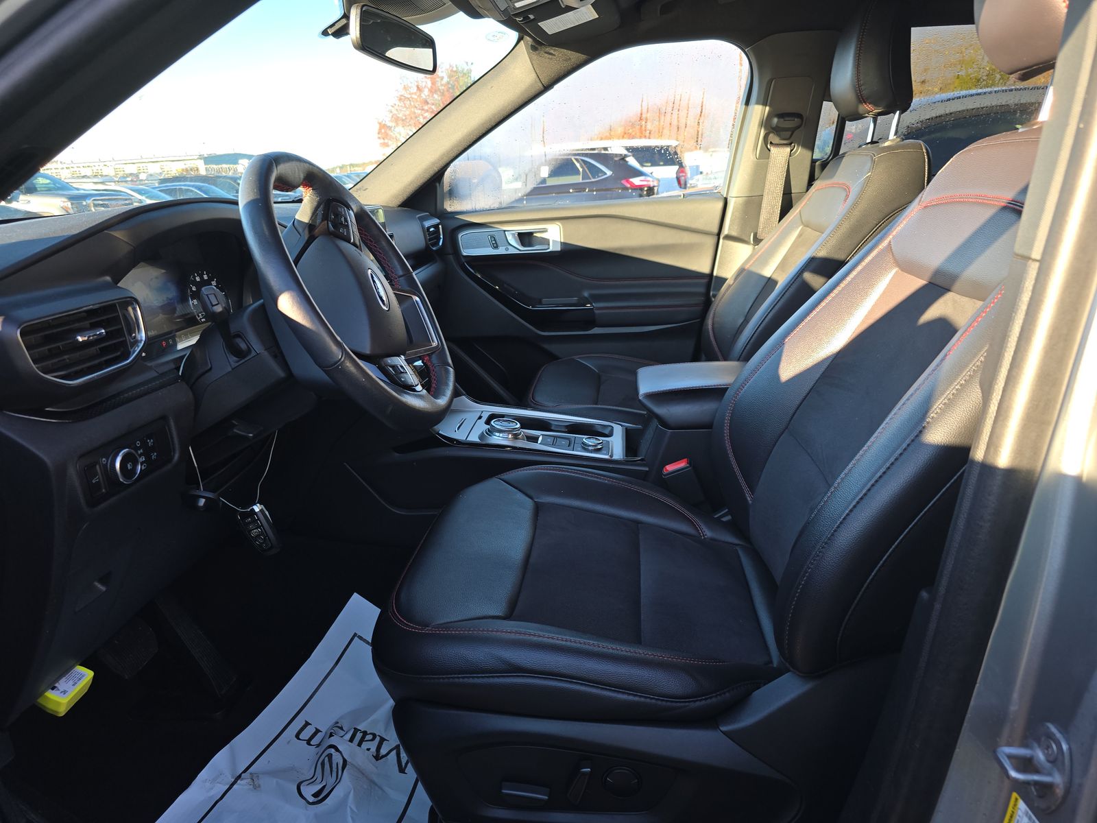 2024 Ford Explorer ST-Line AWD