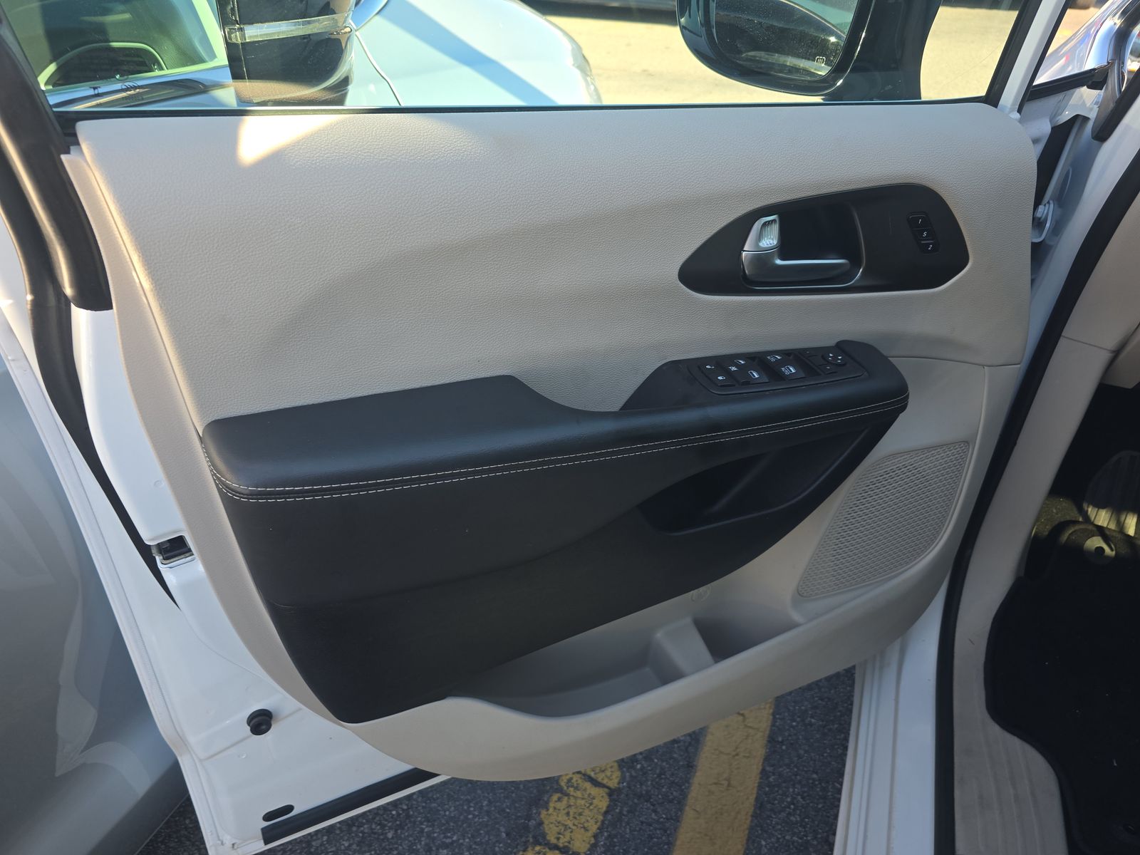 2024 Chrysler Pacifica Touring L FWD