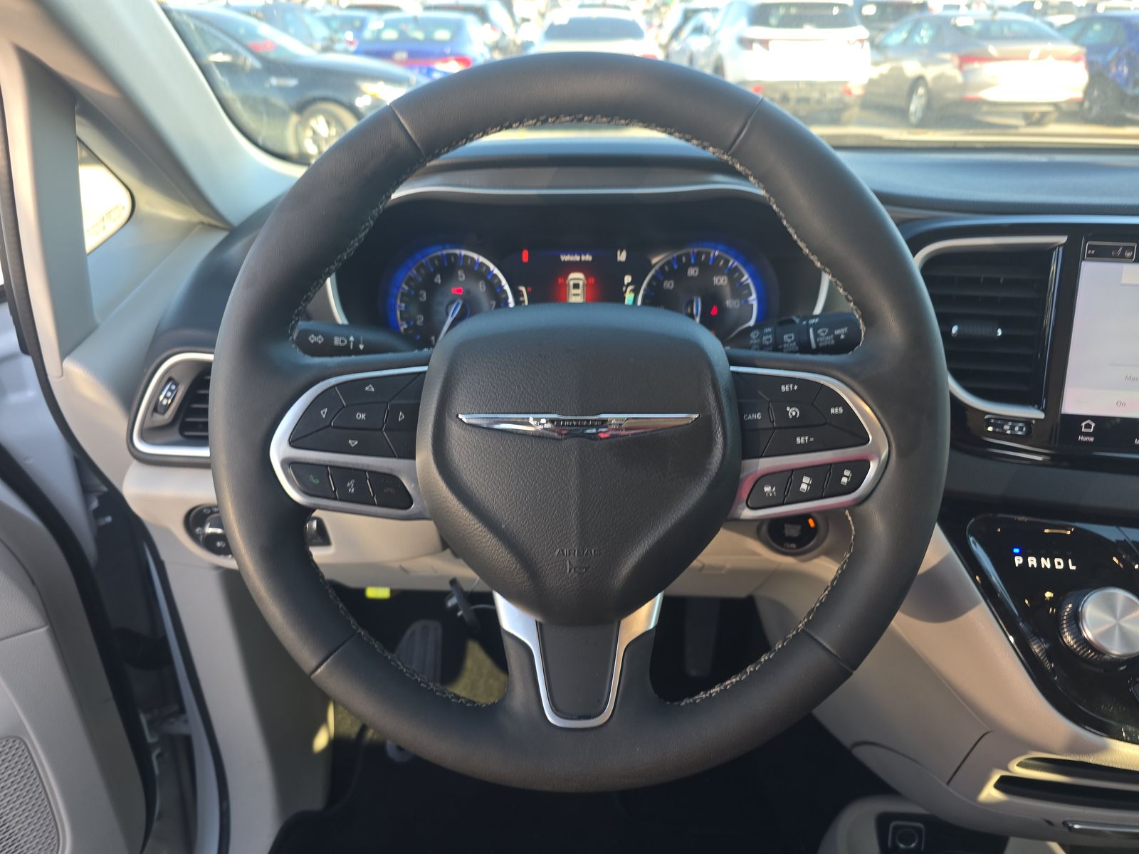 2024 Chrysler Pacifica Touring L FWD