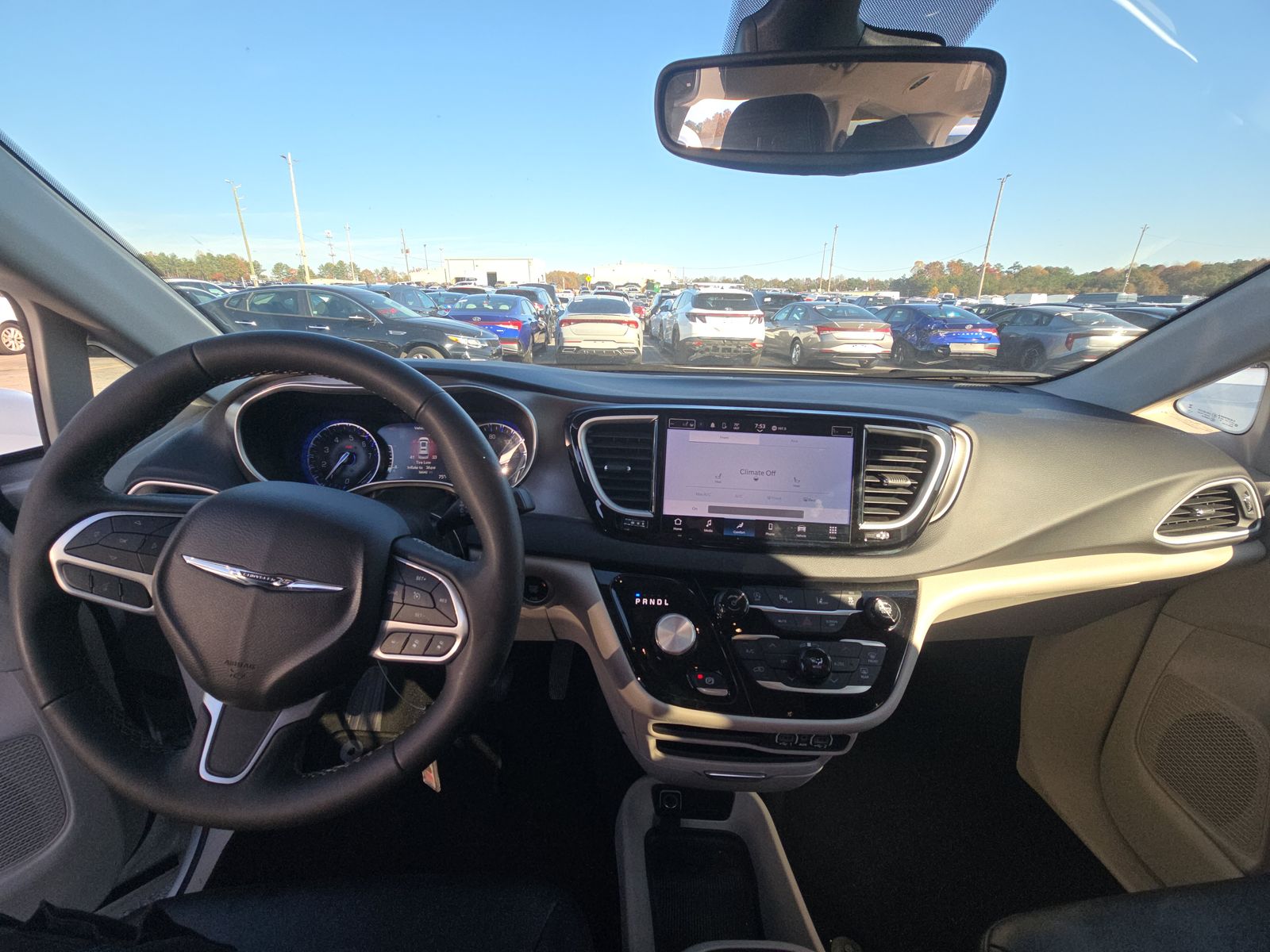 2024 Chrysler Pacifica Touring L FWD