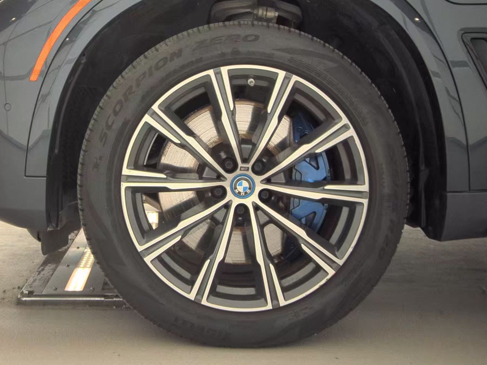 2022 BMW X5 xDrive45e AWD