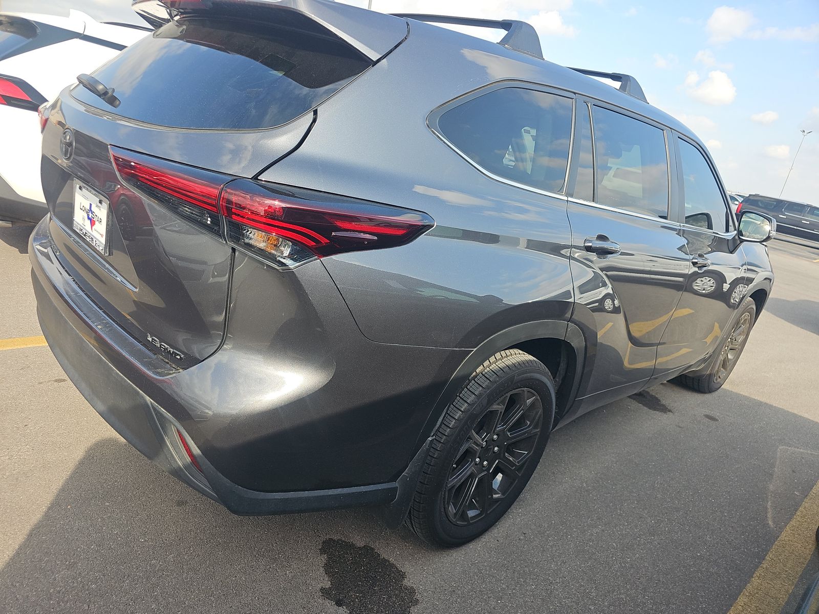 2024 Toyota Highlander LE AWD