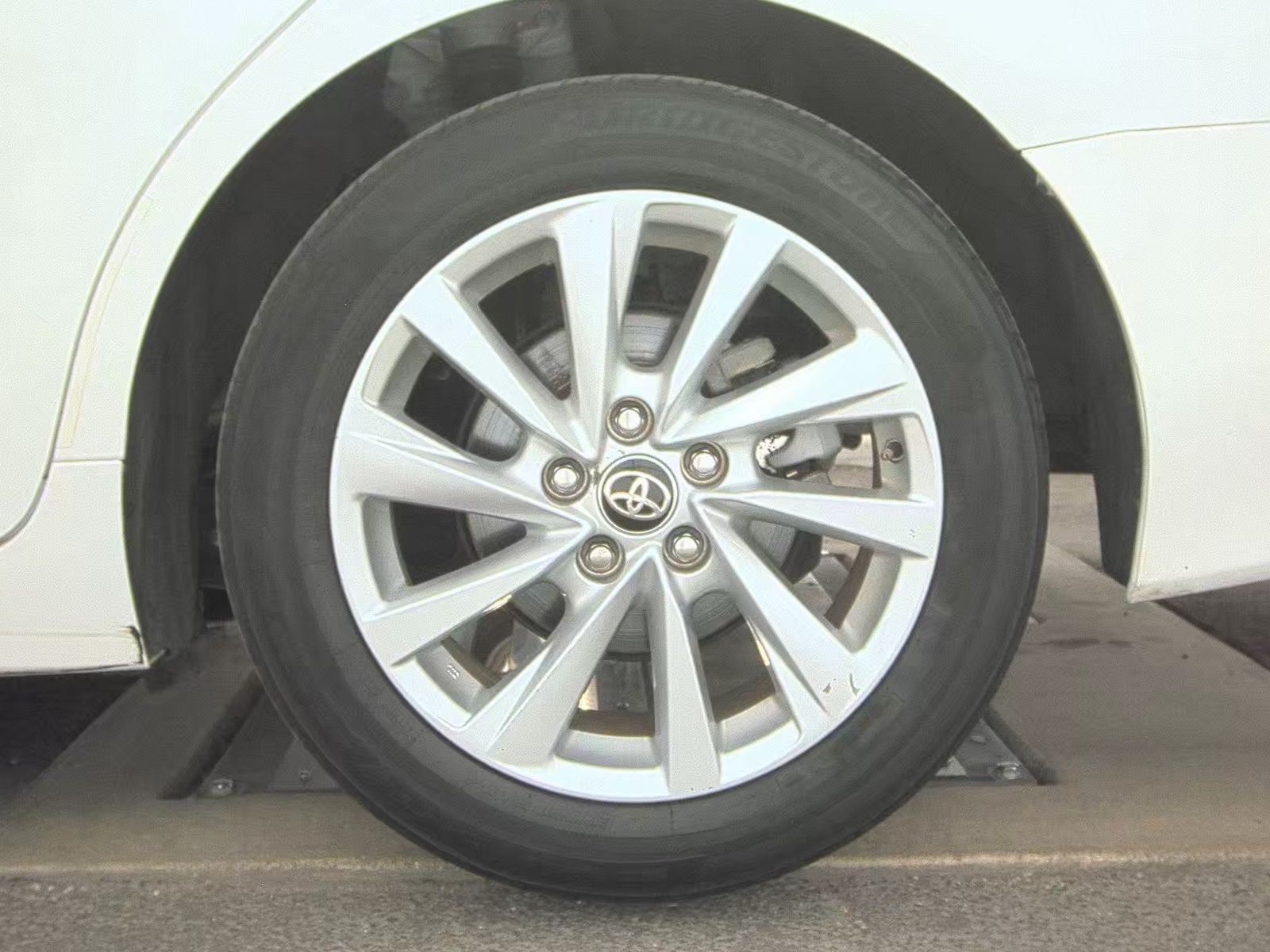 2024 Toyota Camry LE FWD