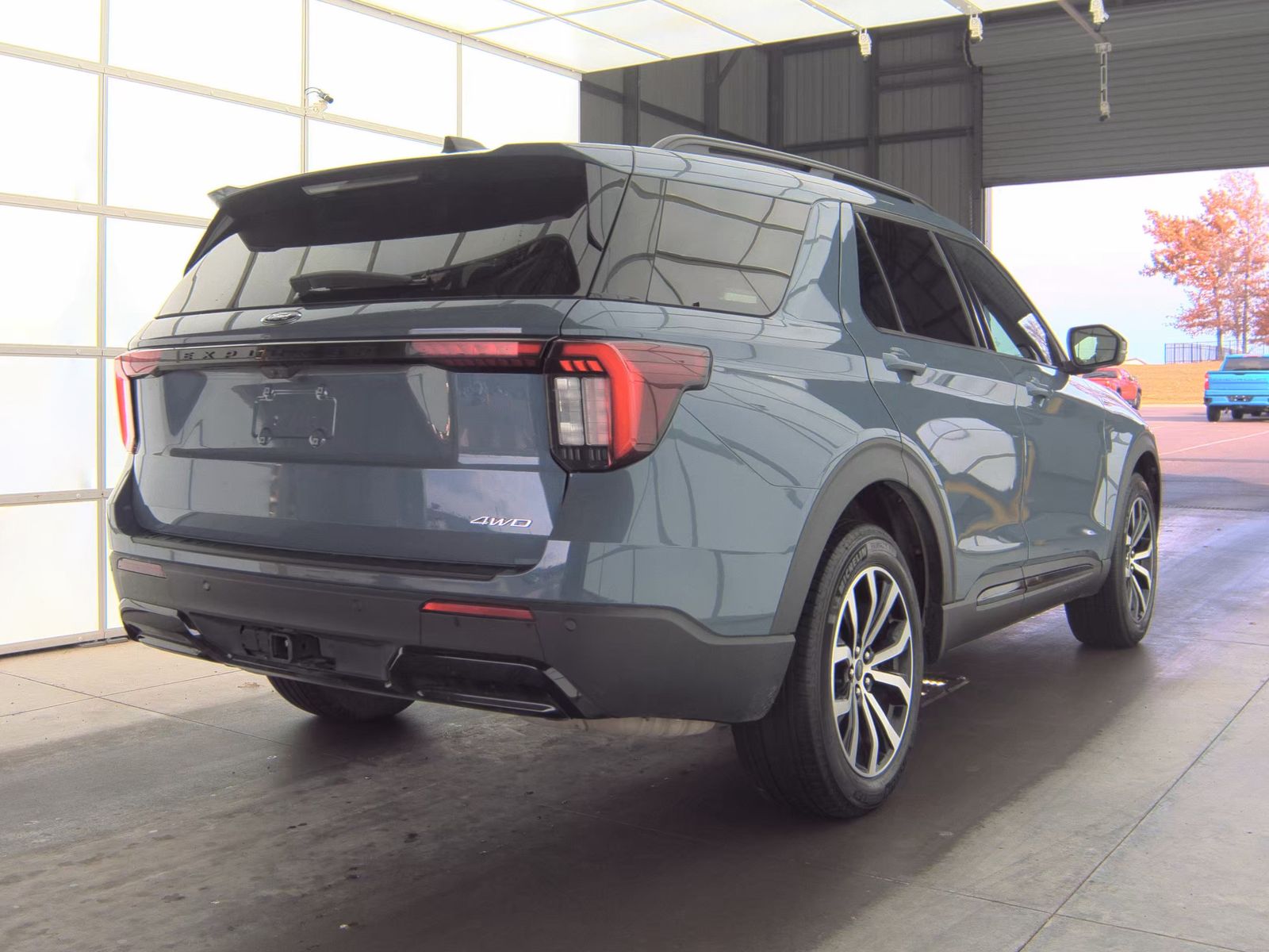 2025 Ford Explorer ST-Line AWD