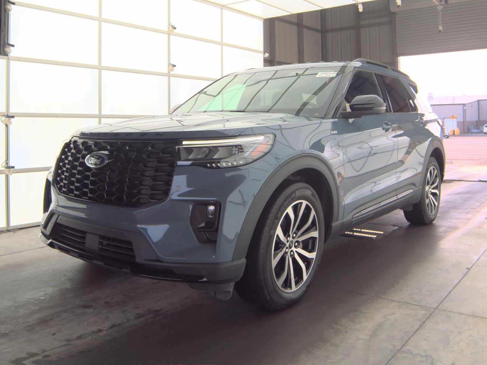 2025 Ford Explorer ST-Line AWD