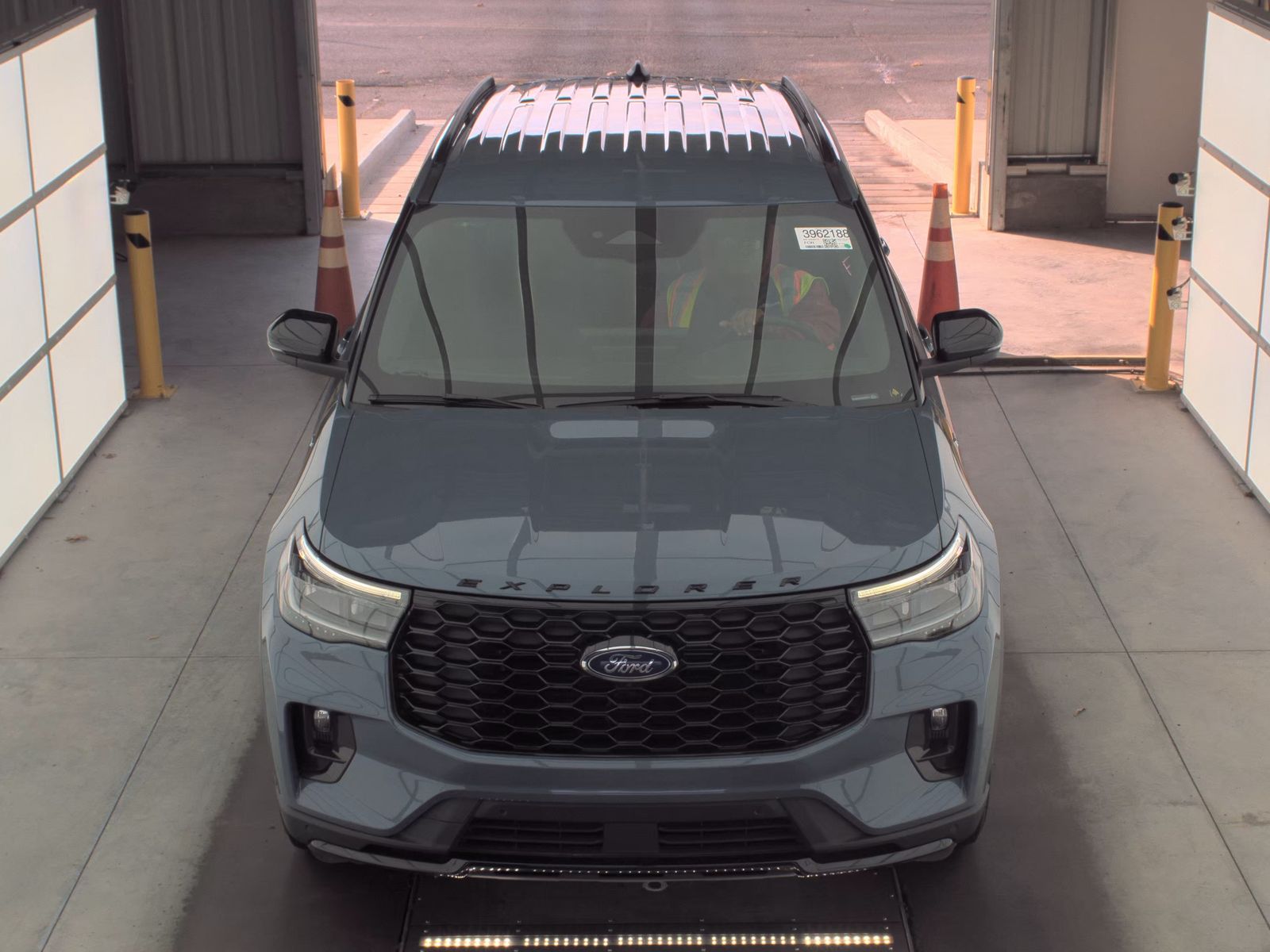 2025 Ford Explorer ST-Line AWD