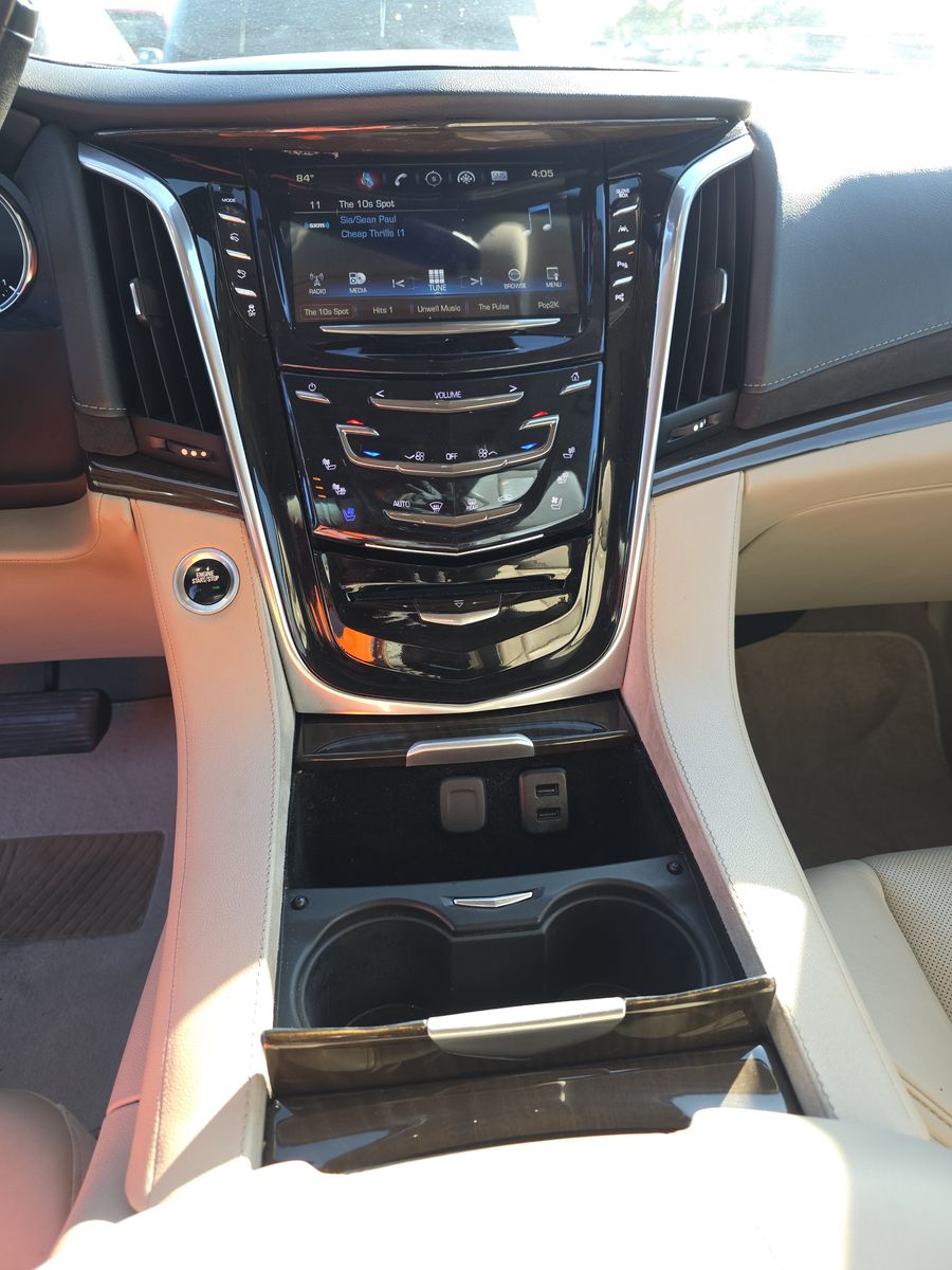 2020 Cadillac Escalade ESV Luxury AWD