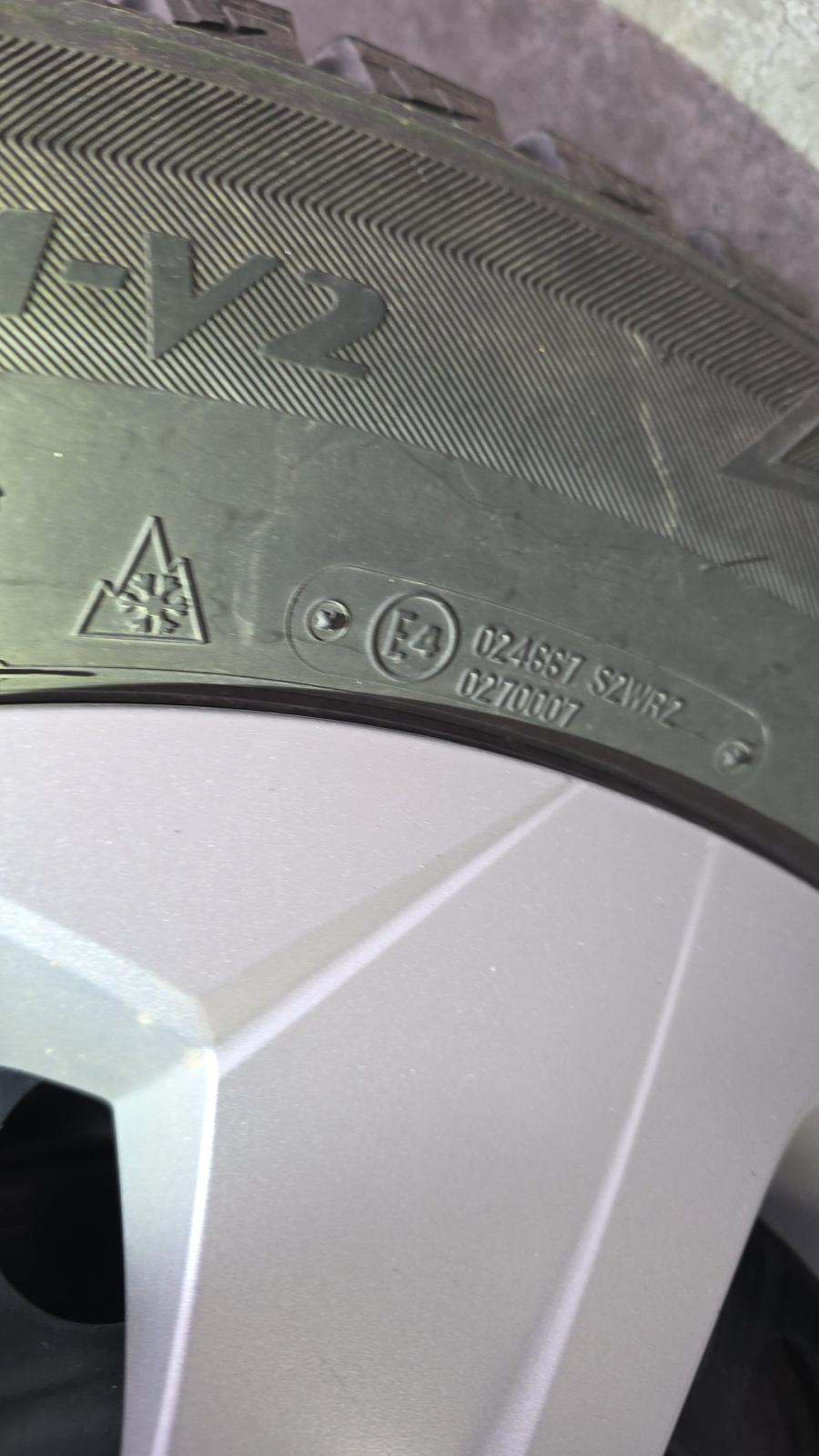 2024 Toyota RAV4 LE AWD