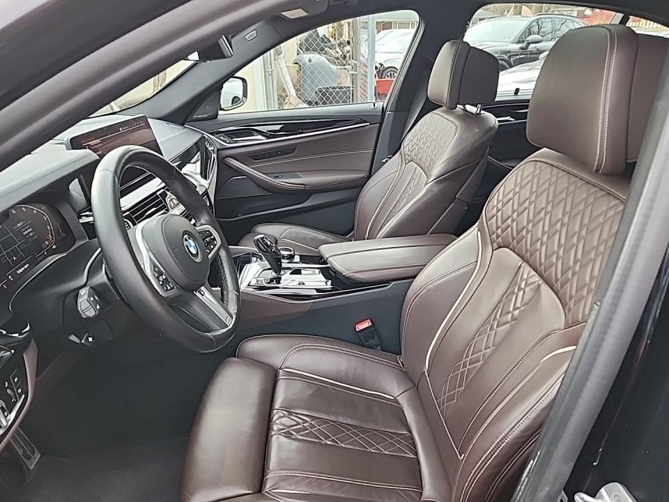 2022 BMW 5 Series M550i xDrive AWD