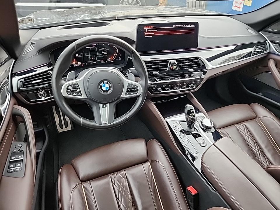 2022 BMW 5 Series M550i xDrive AWD