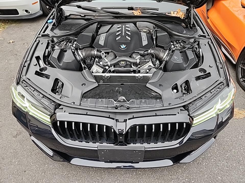 2022 BMW 5 Series M550i xDrive AWD