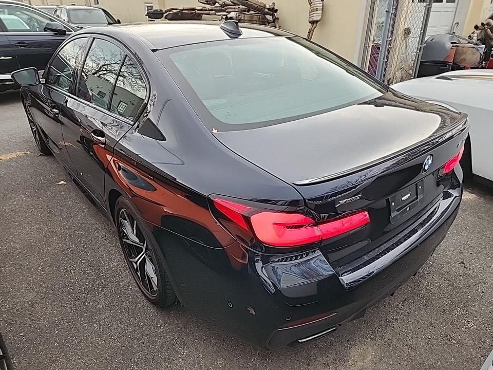 2022 BMW 5 Series M550i xDrive AWD