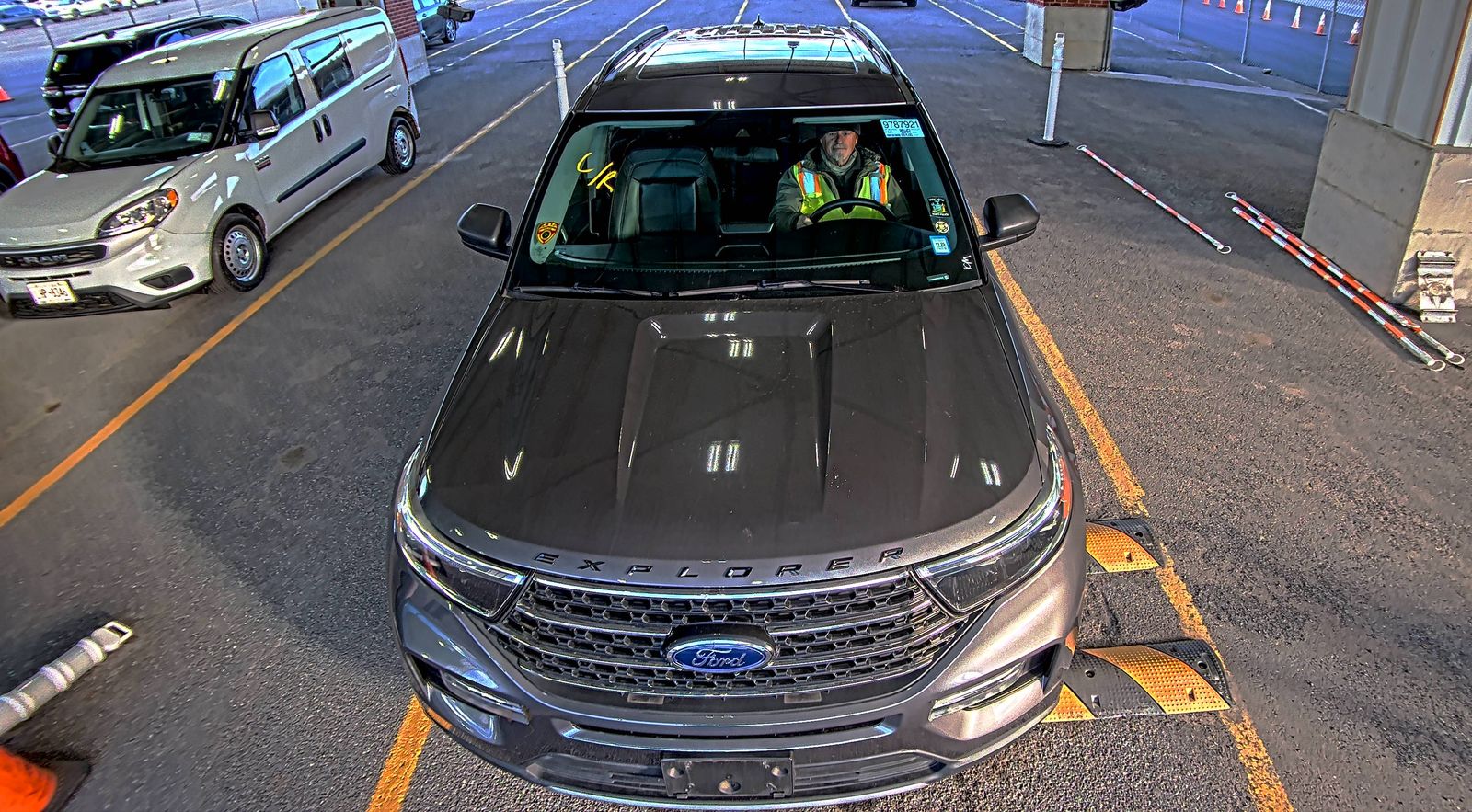 2022 Ford Explorer XLT AWD