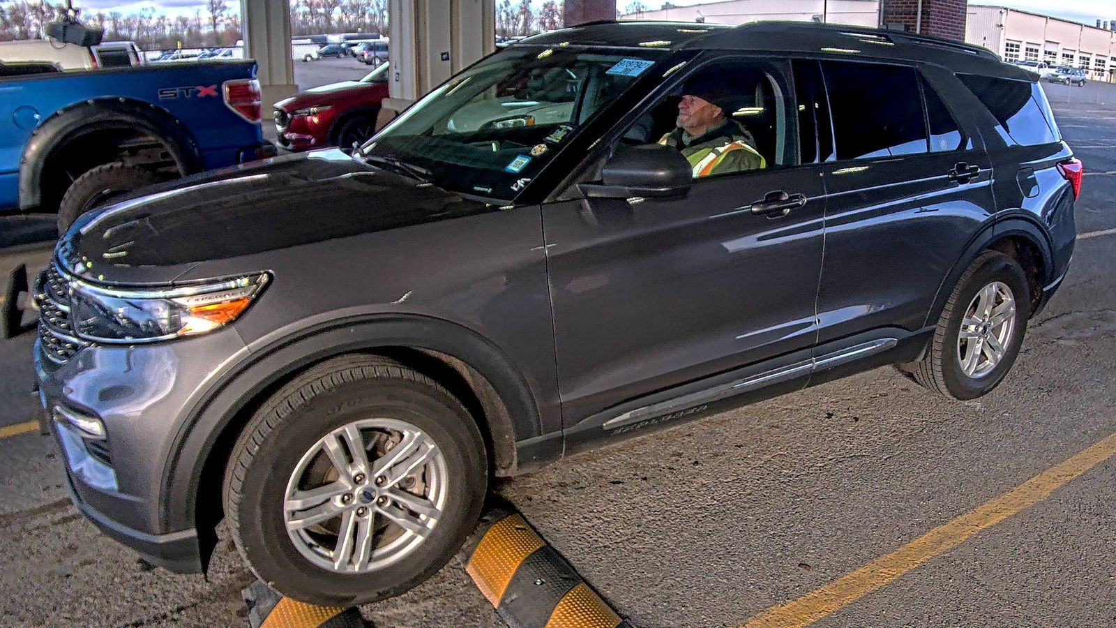 2022 Ford Explorer XLT AWD