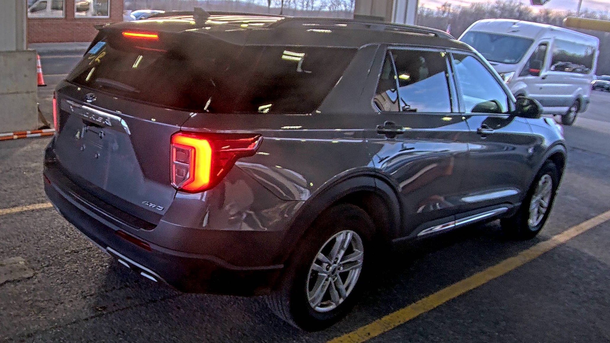 2022 Ford Explorer XLT AWD