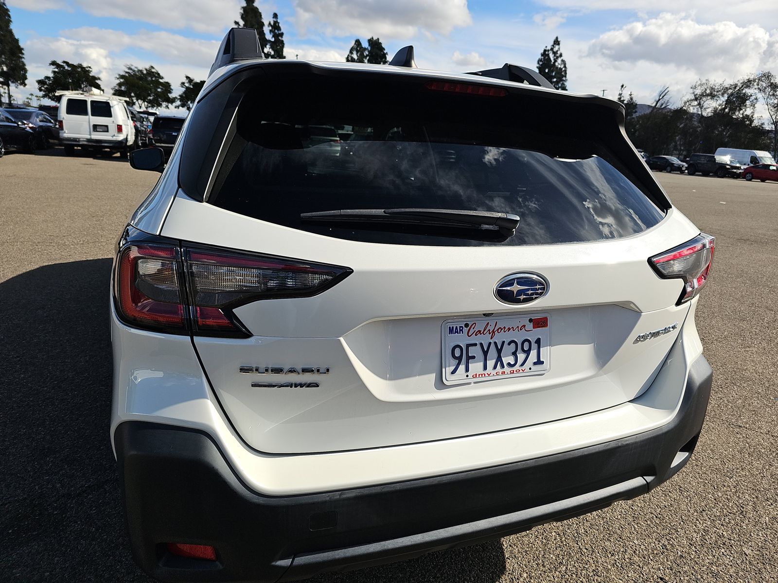 2023 Subaru Outback Premium AWD