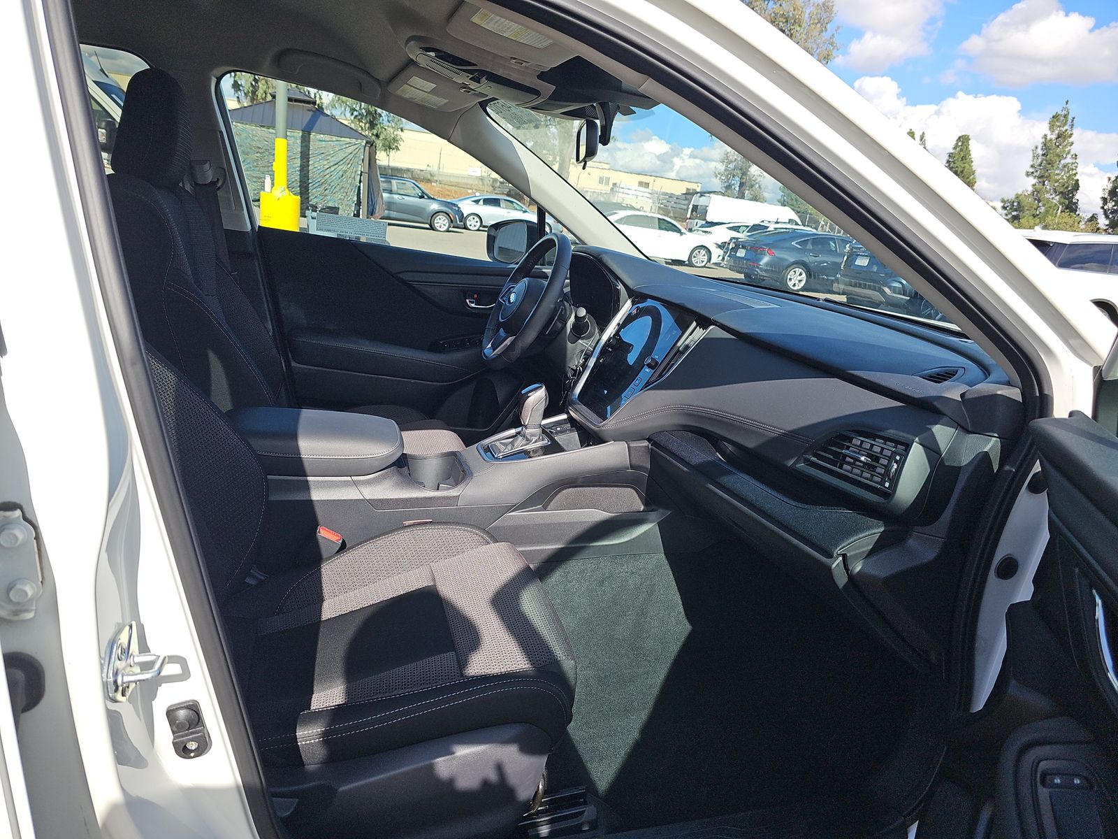 2023 Subaru Outback Premium AWD