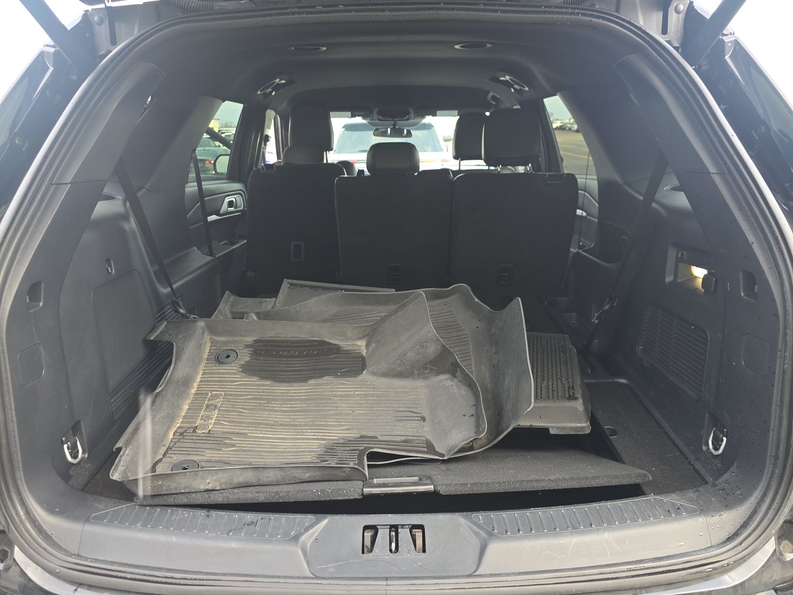 2025 Ford Explorer ST-Line AWD