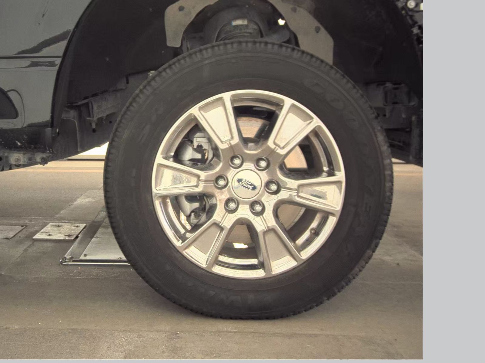 2024 Ford F-150 Lariat AWD