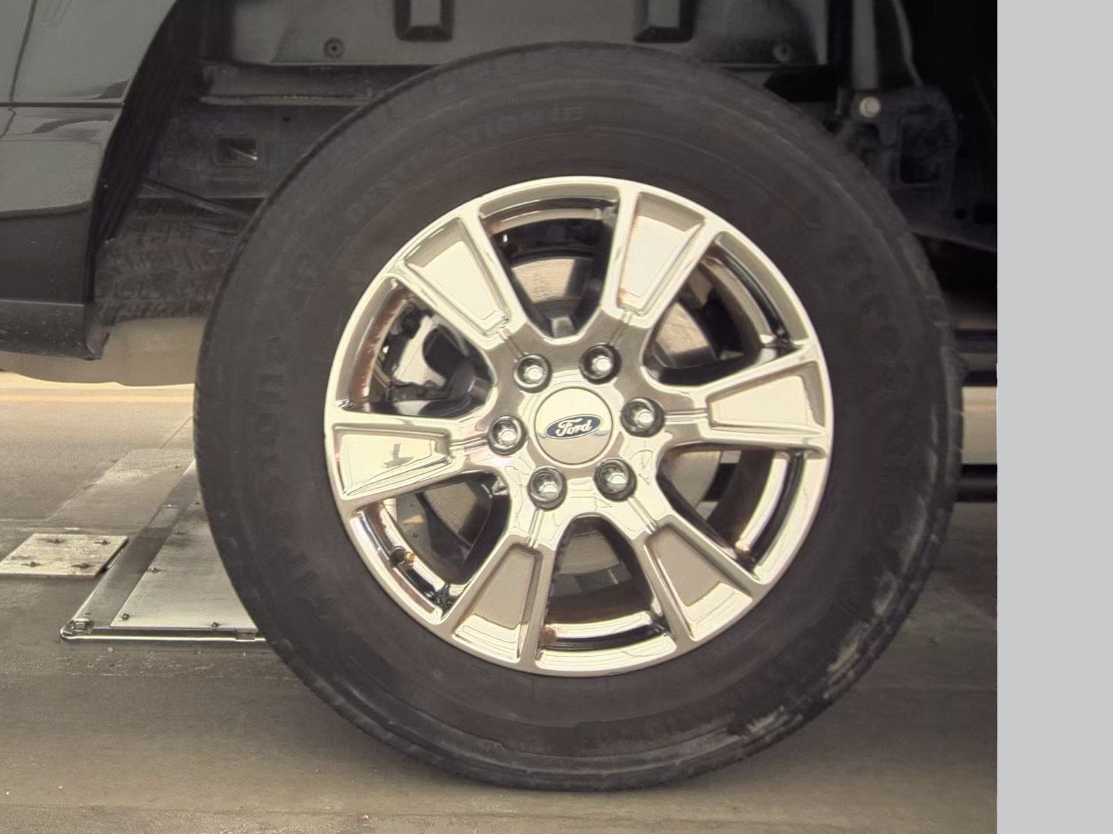 2024 Ford F-150 Lariat AWD