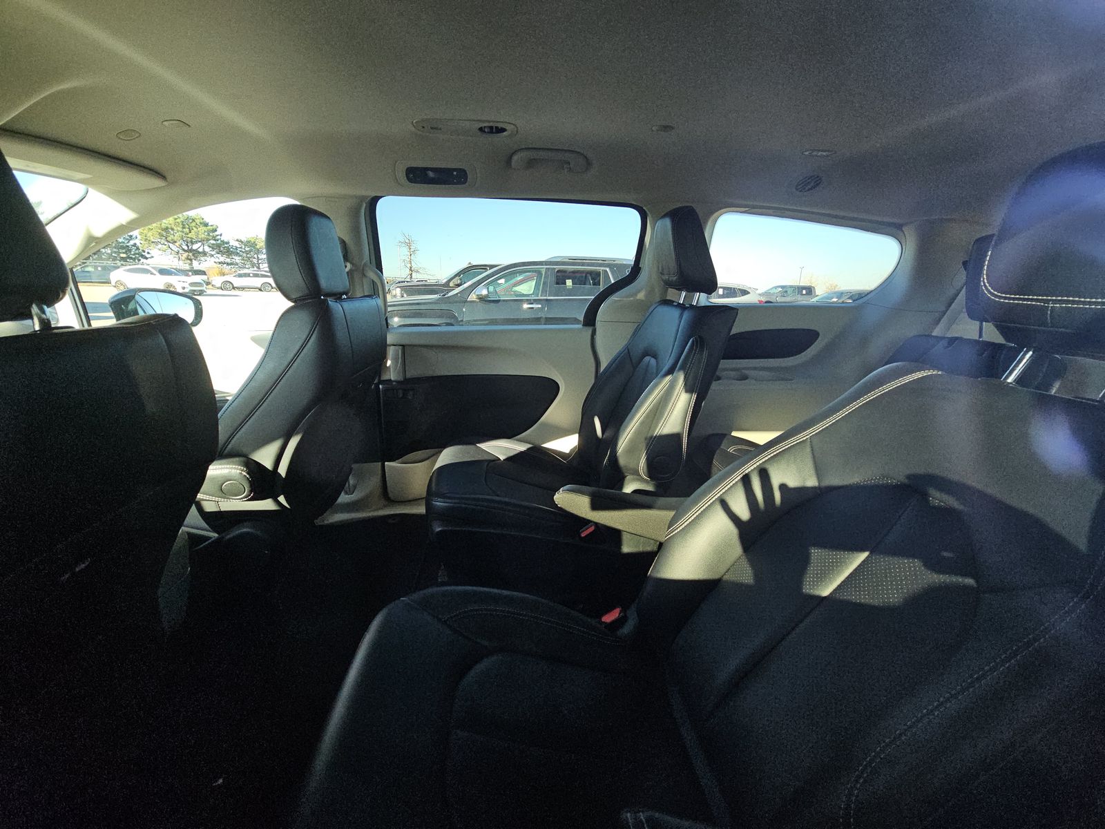 2024 Chrysler Pacifica Hybrid Select FWD