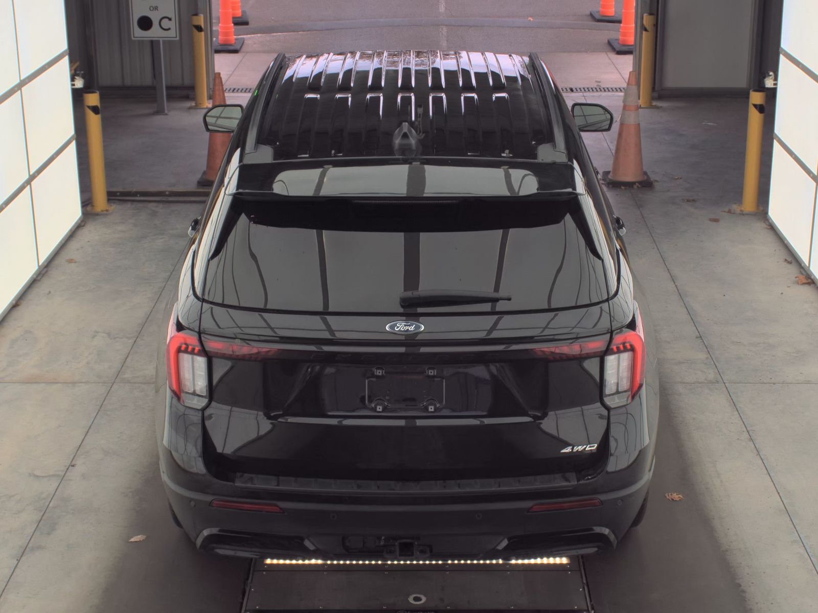 2025 Ford Explorer ST-Line AWD