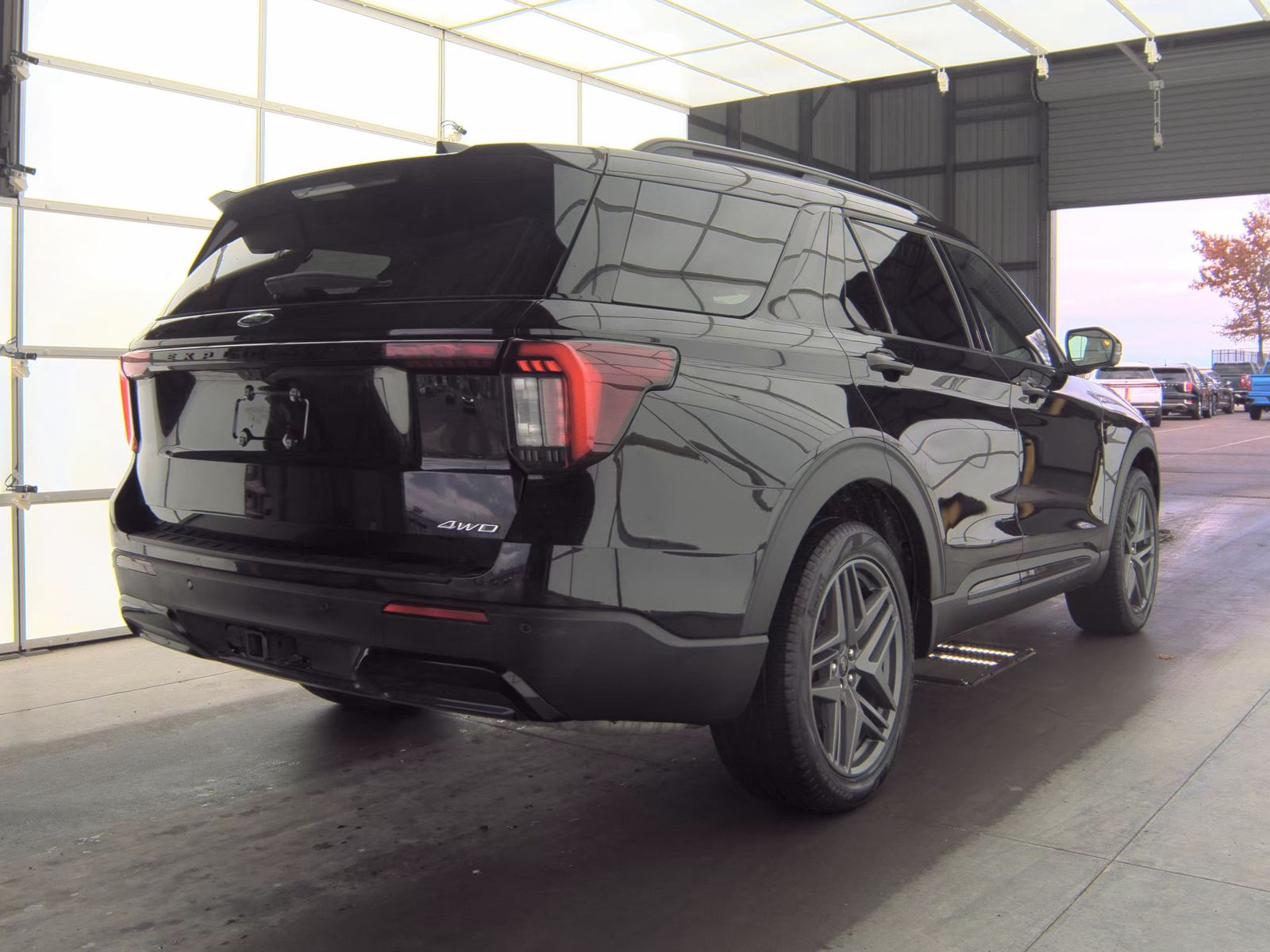 2025 Ford Explorer ST-Line AWD