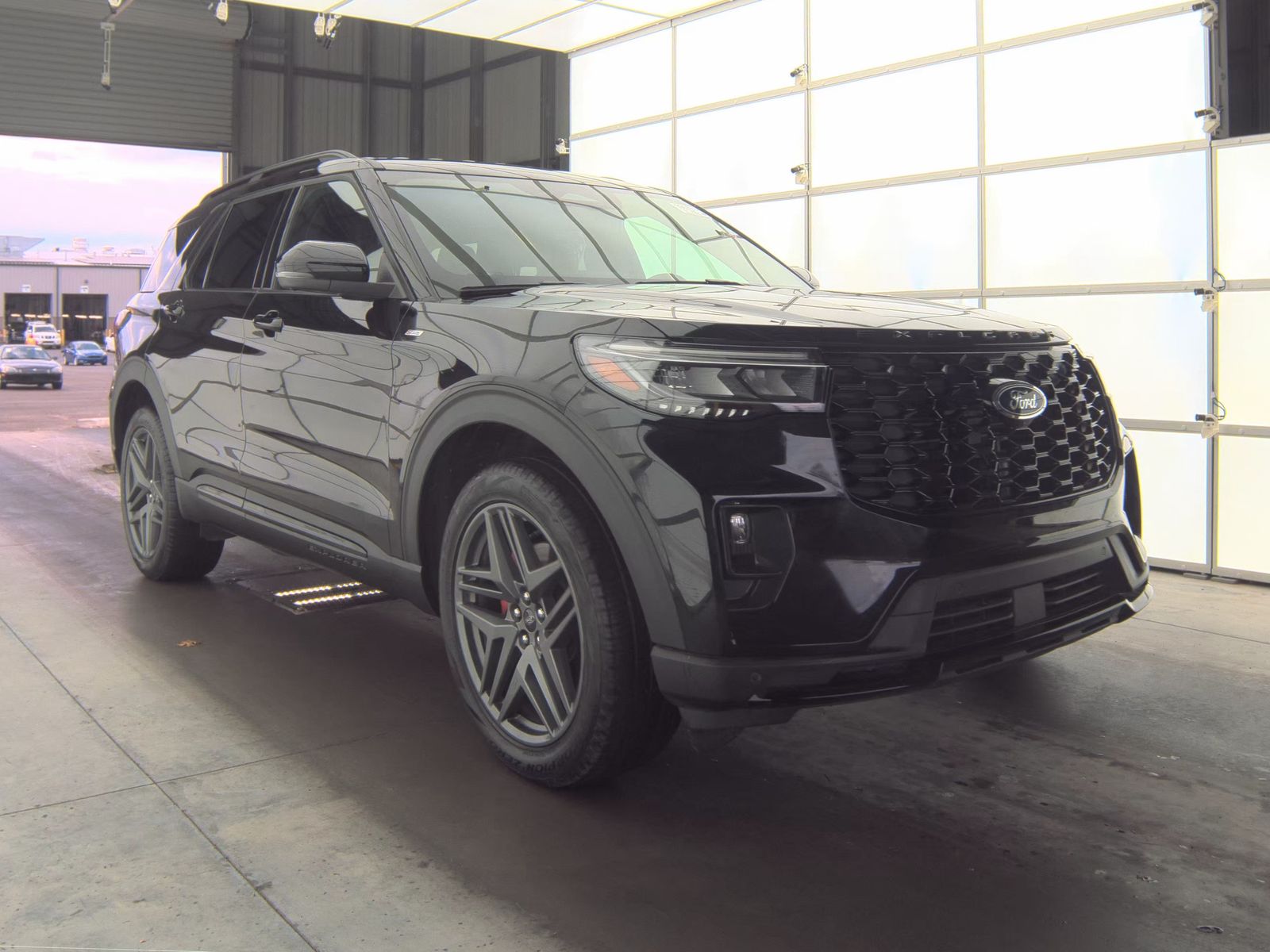 2025 Ford Explorer ST-Line AWD