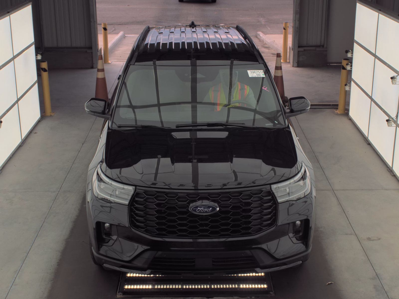 2025 Ford Explorer ST-Line AWD