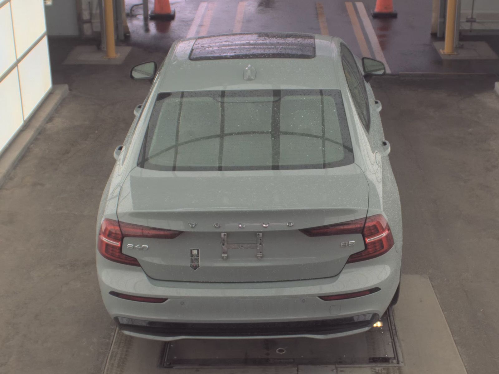 2025 Volvo S60 B5 Plus FWD