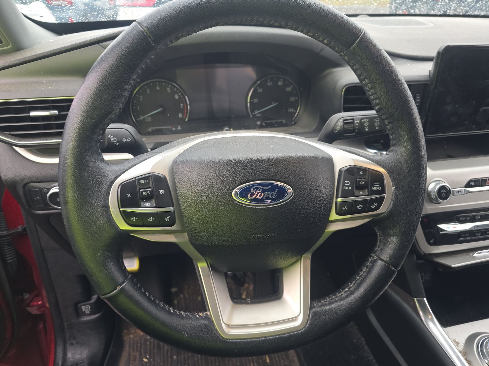 2022 Ford Explorer XLT AWD