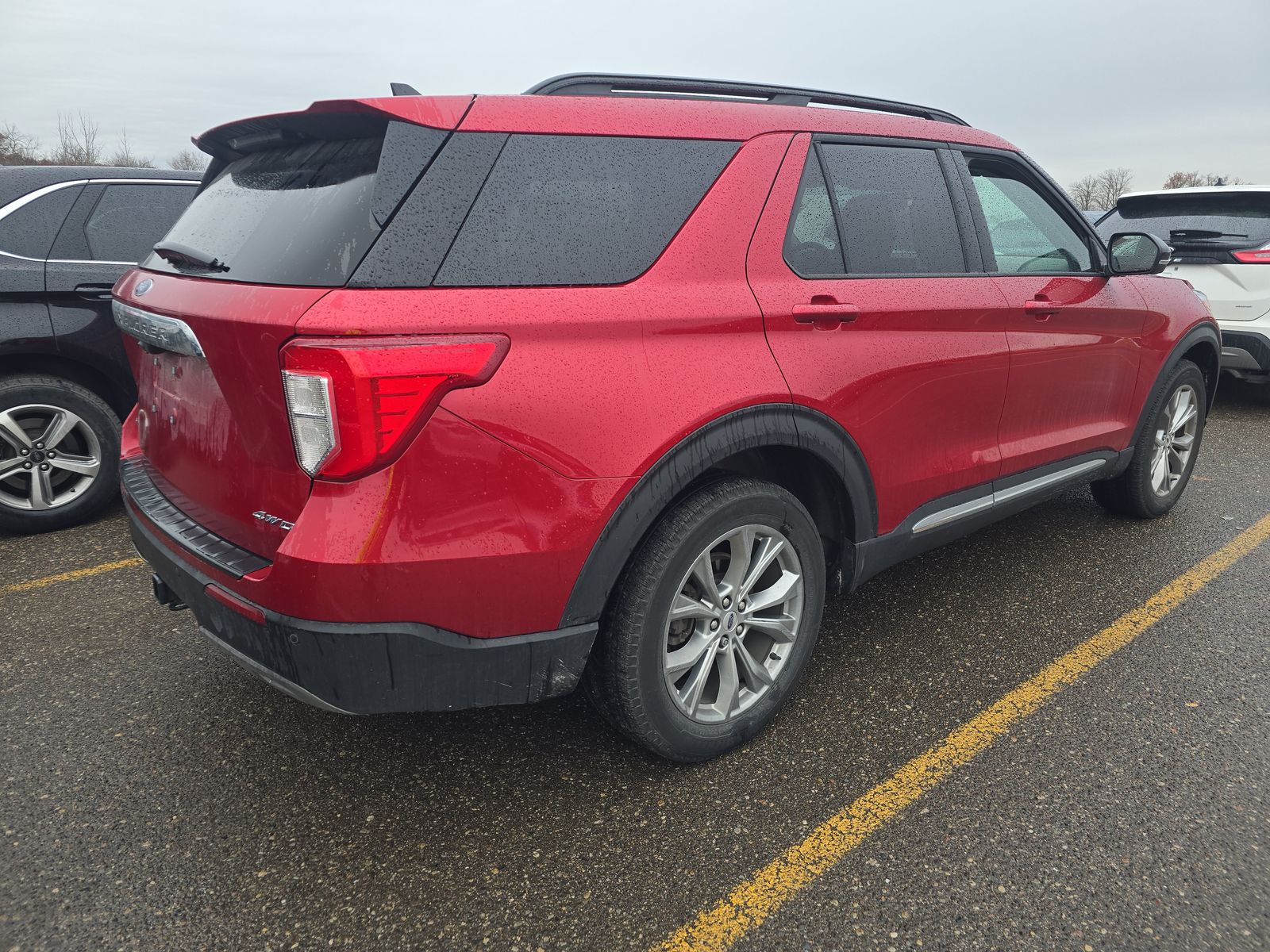2022 Ford Explorer XLT AWD