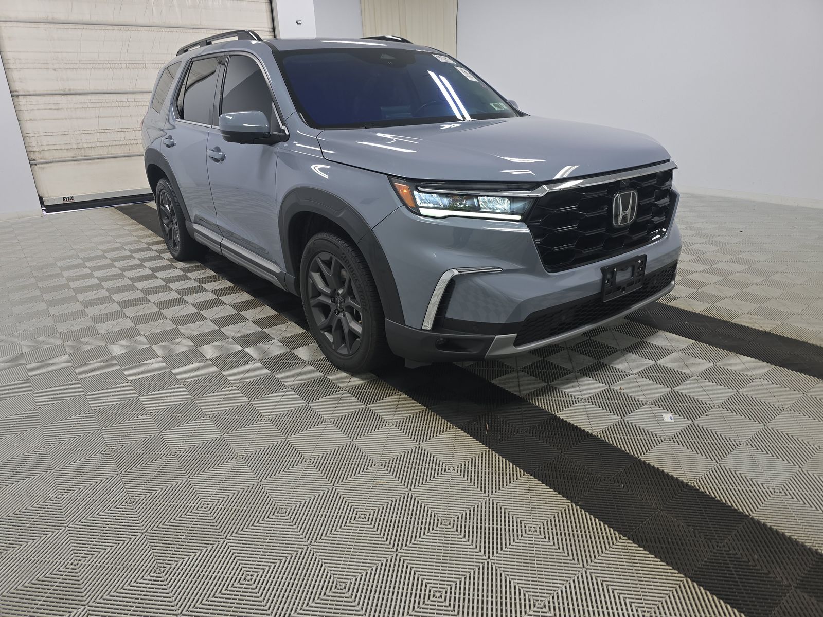 2023 Honda Pilot Elite AWD