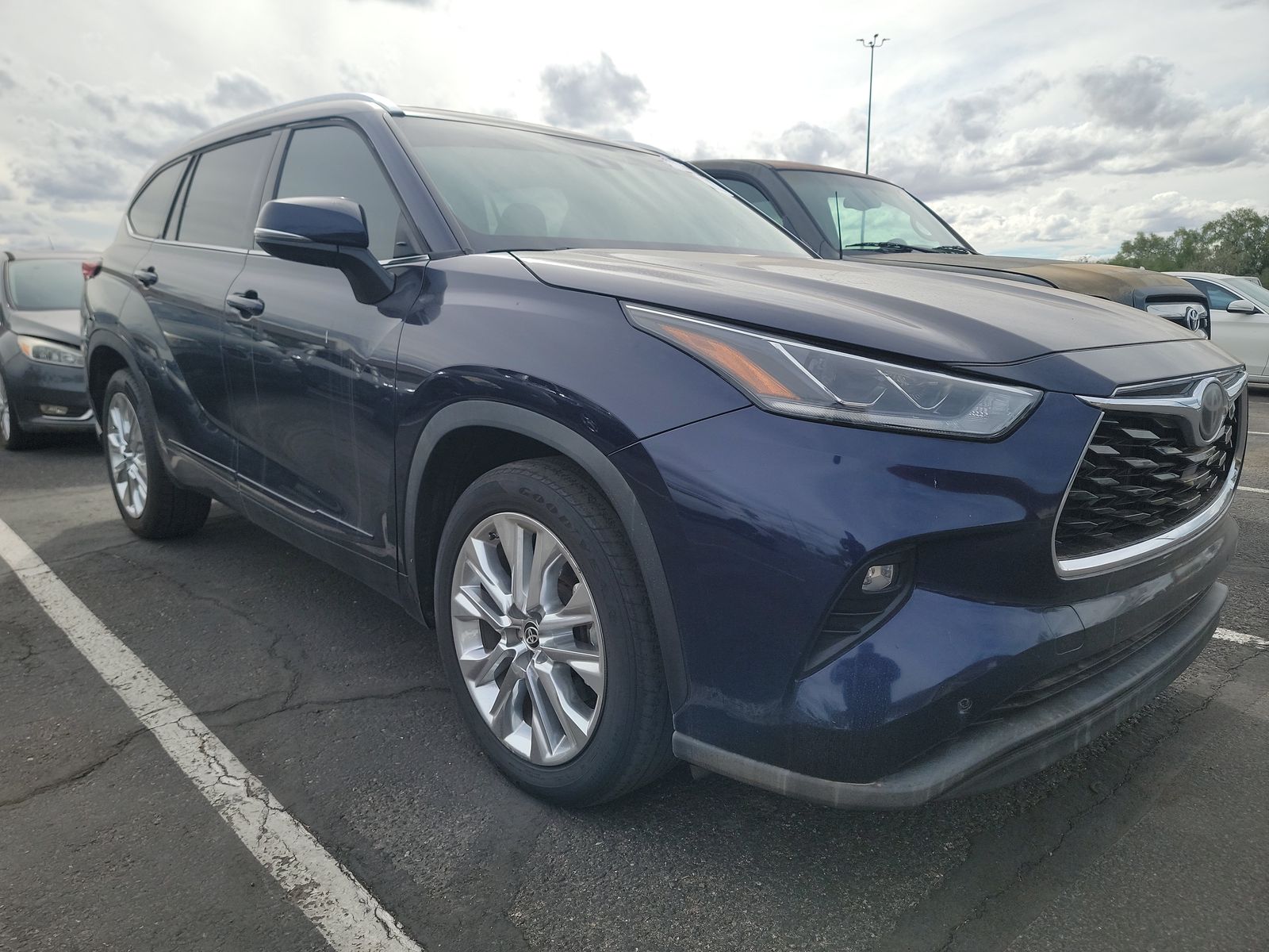 2021 Toyota Highlander Limited FWD