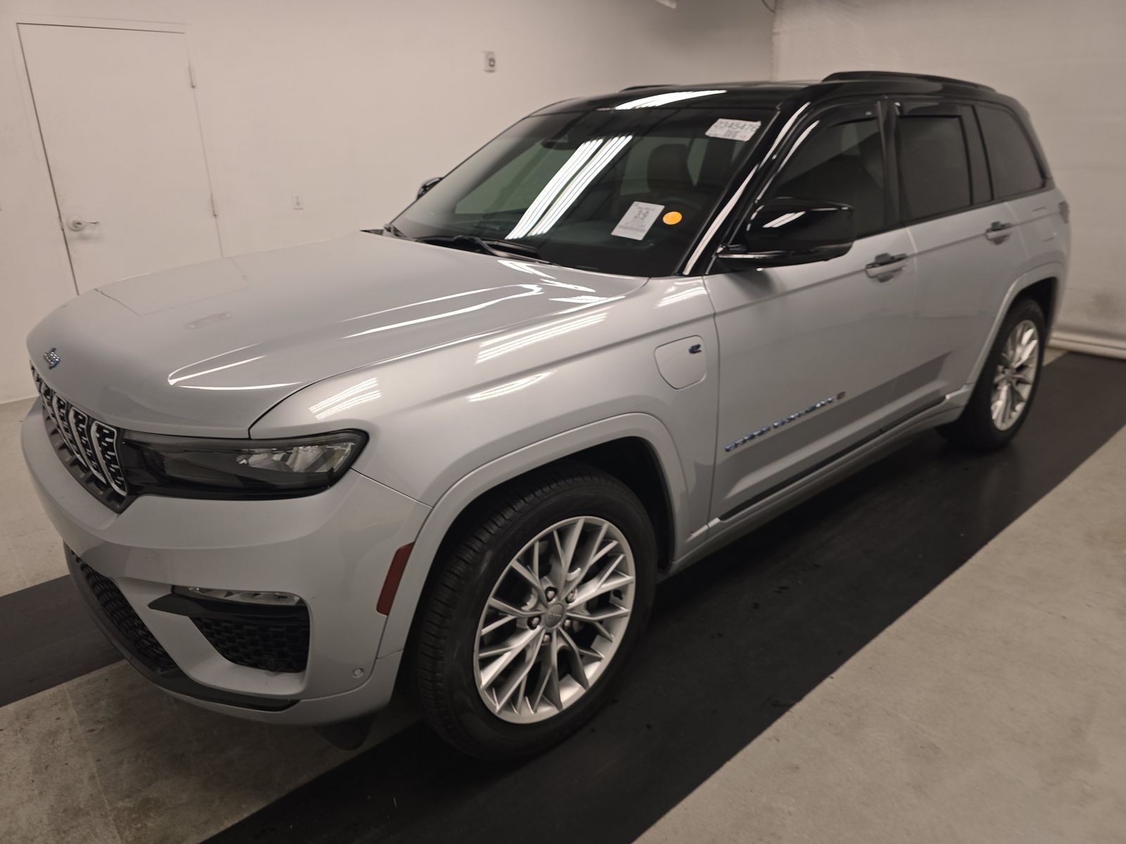 2023 Jeep Grand Cherokee 4xe Summit AWD