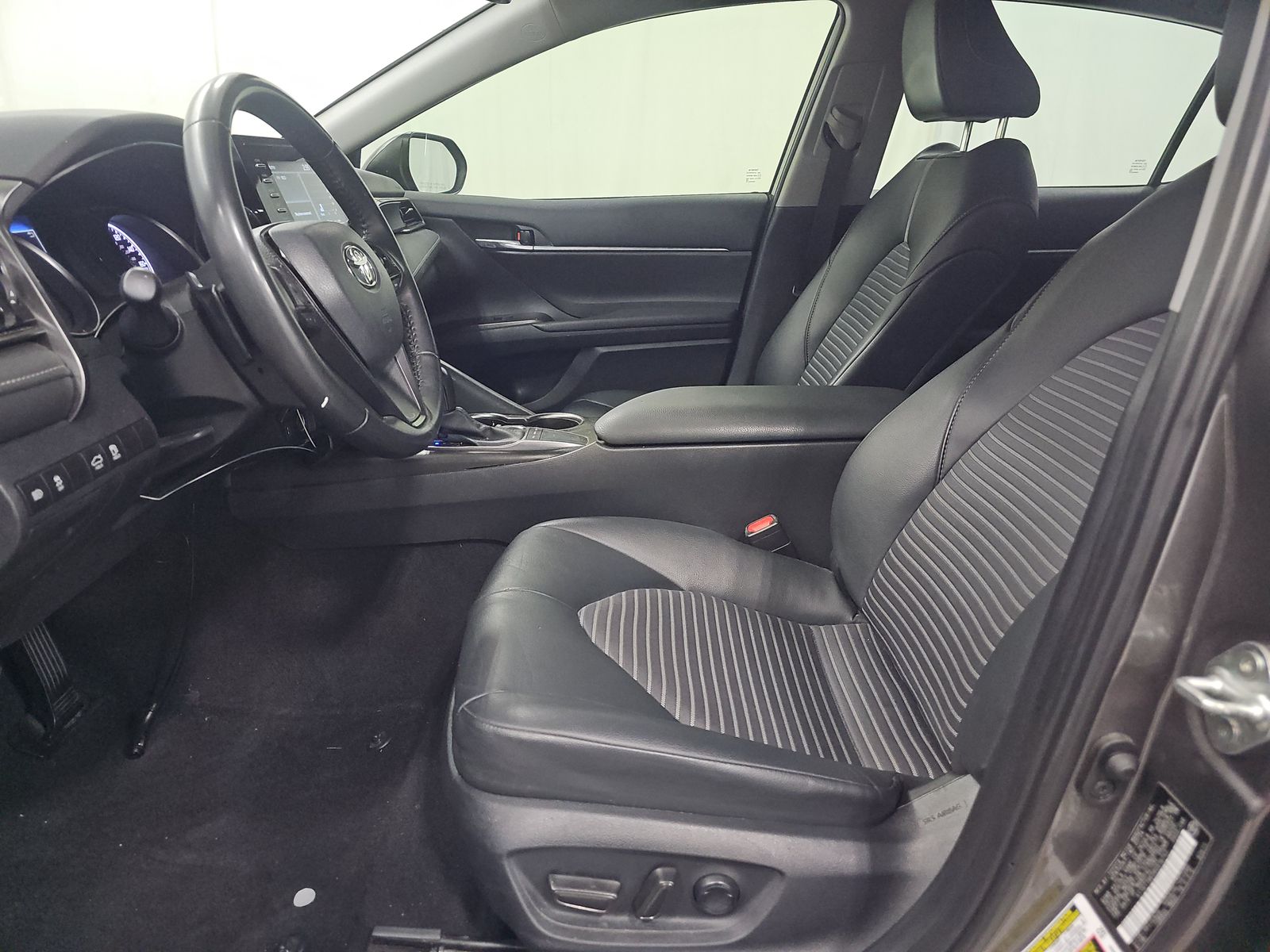 2024 Toyota Camry SE FWD