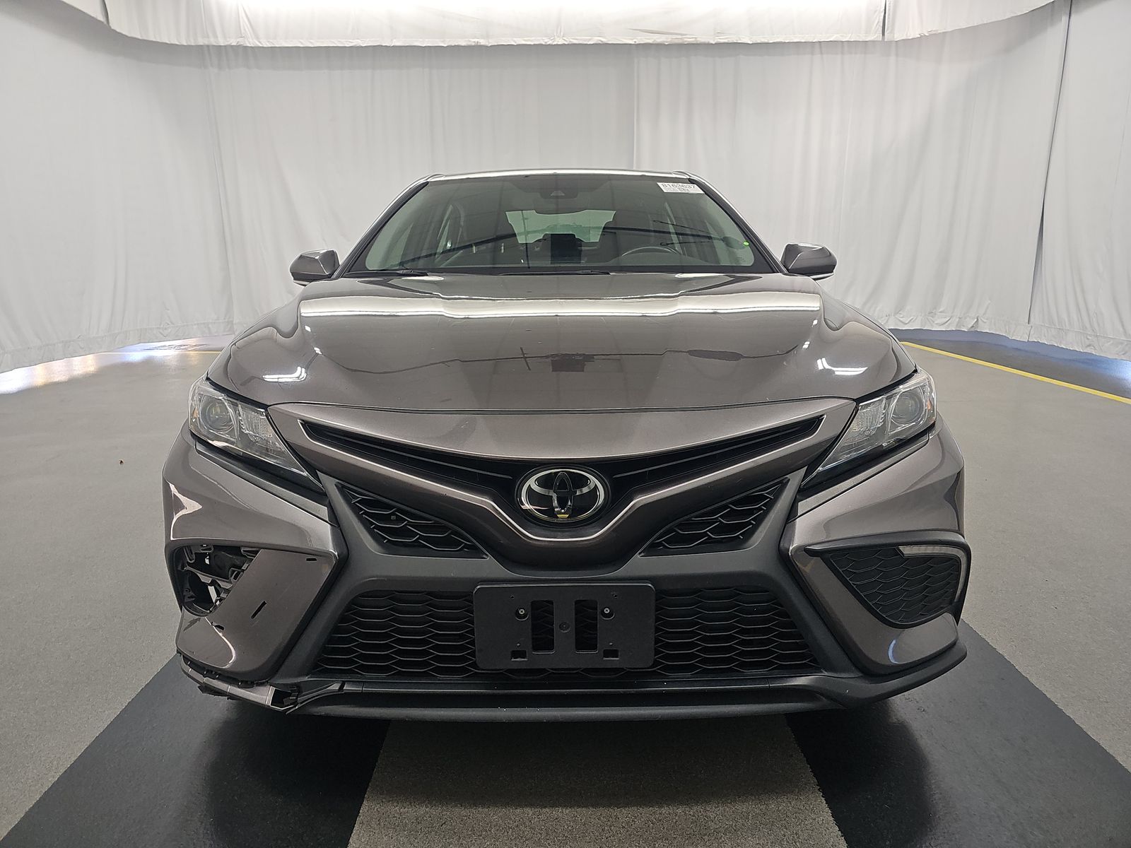 2024 Toyota Camry SE FWD
