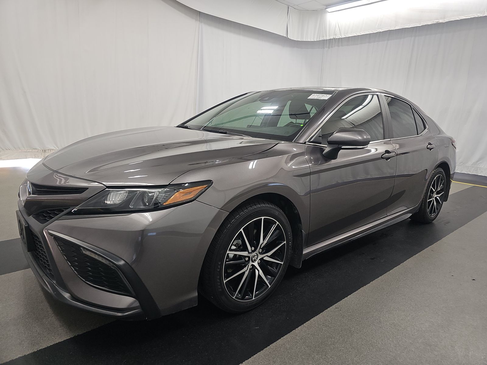 2024 Toyota Camry SE FWD