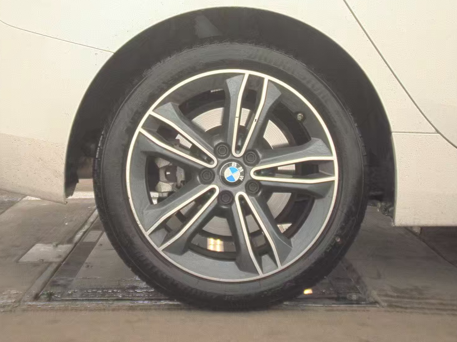 2024 BMW 2 Series 228i FWD