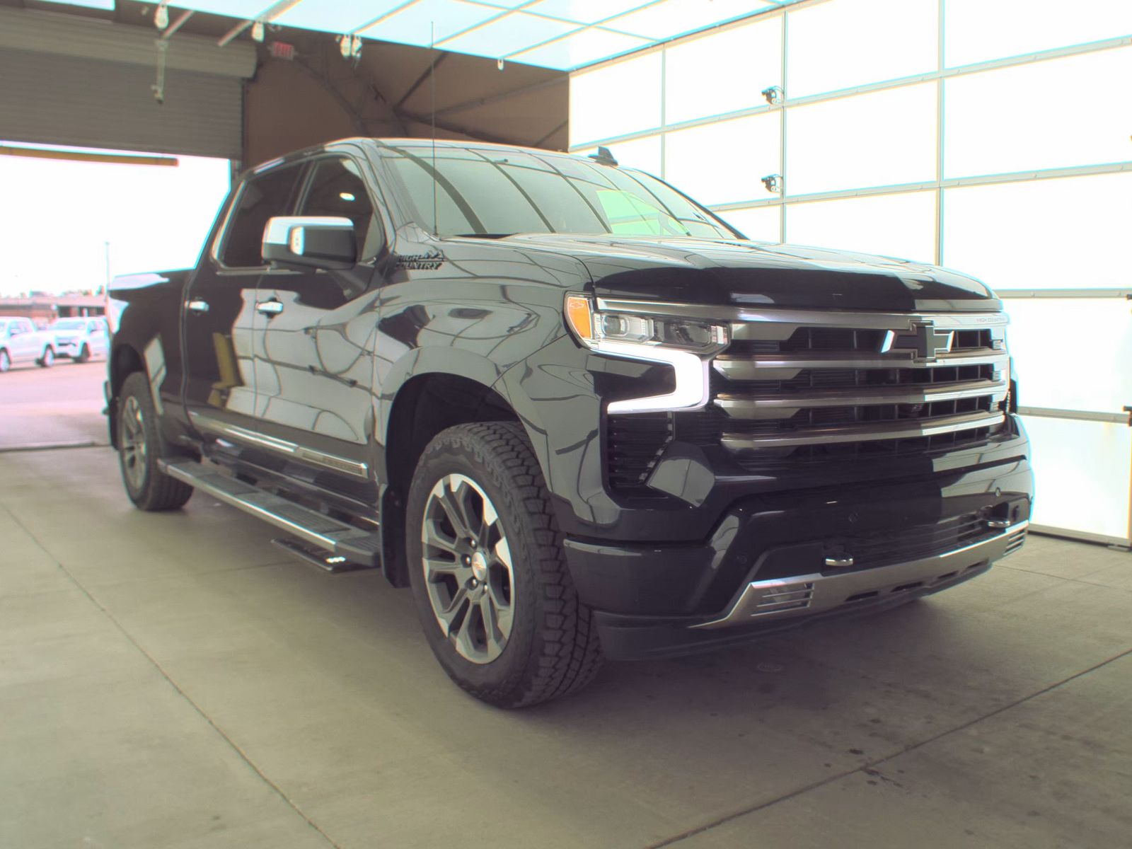 2022 Chevrolet Silverado 1500 High Country AWD