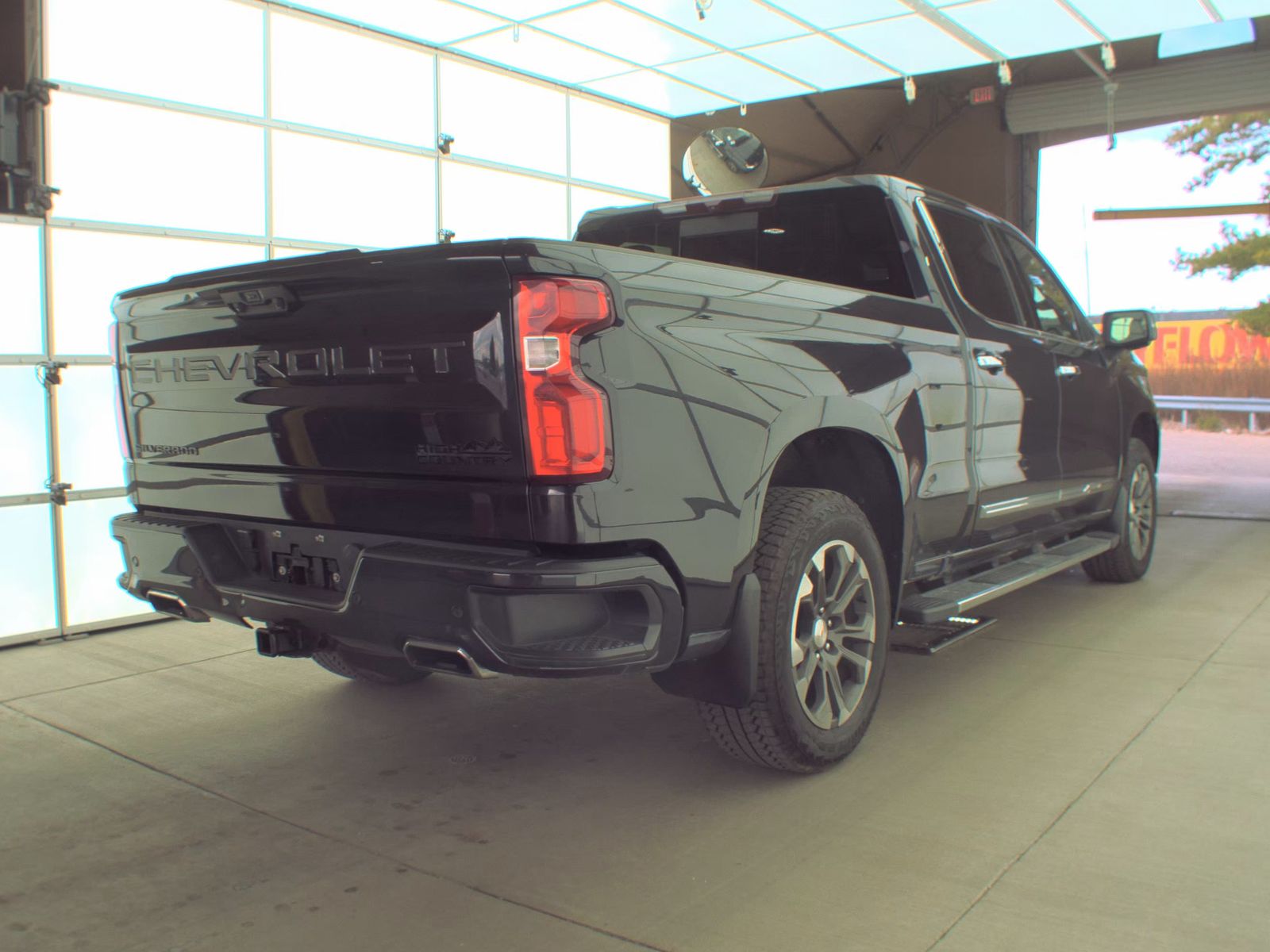 2022 Chevrolet Silverado 1500 High Country AWD