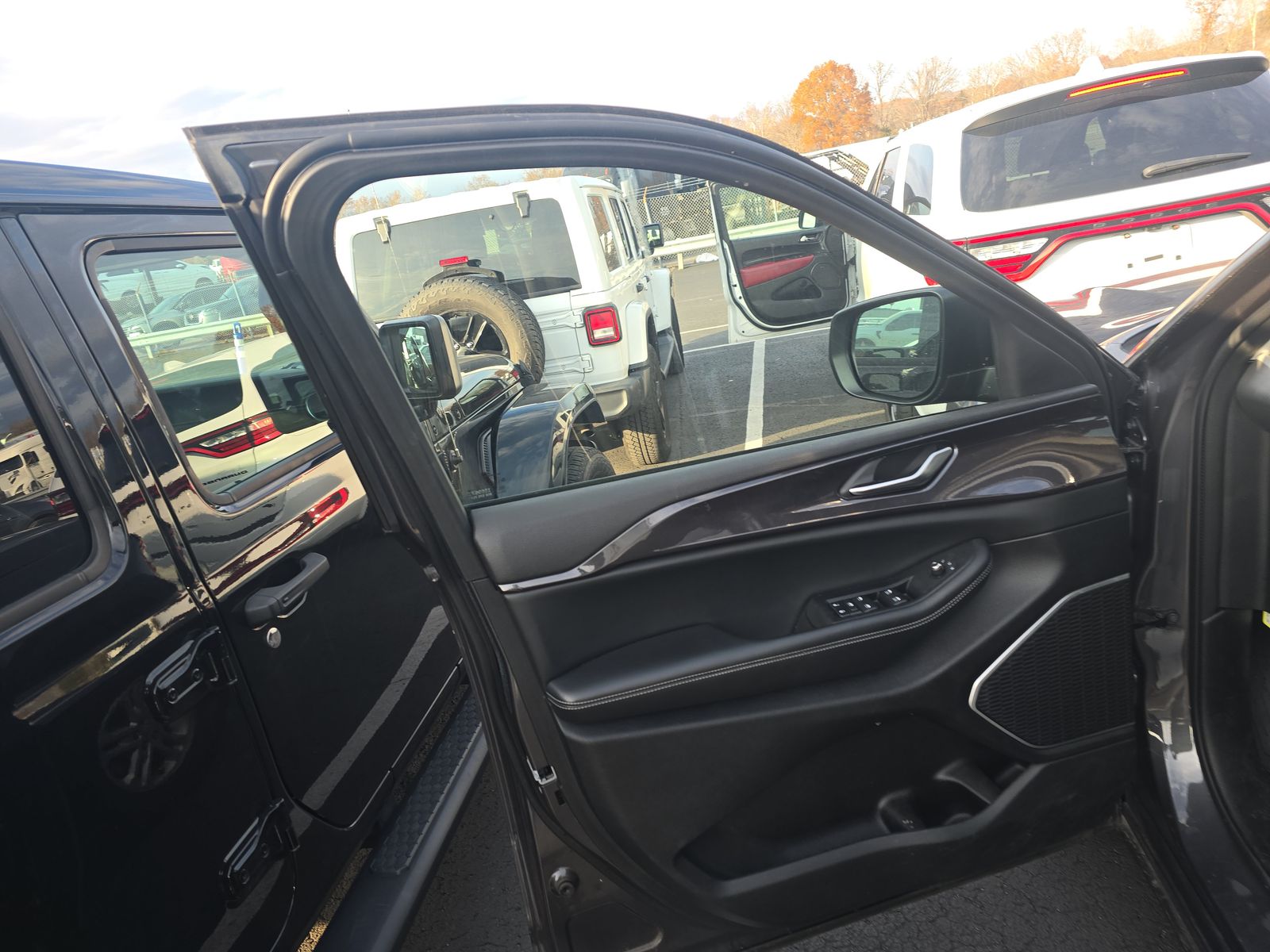 2022 Jeep Grand Cherokee Laredo AWD