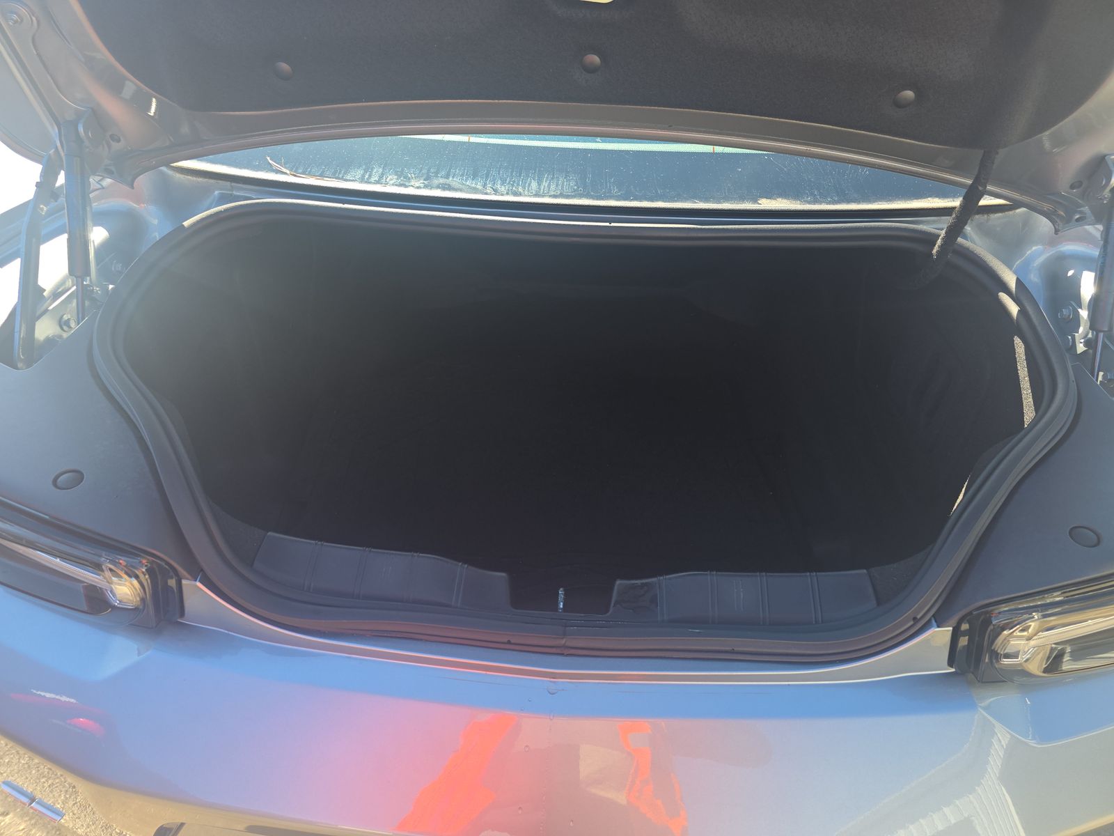 2023 Chevrolet Camaro 1LT RWD