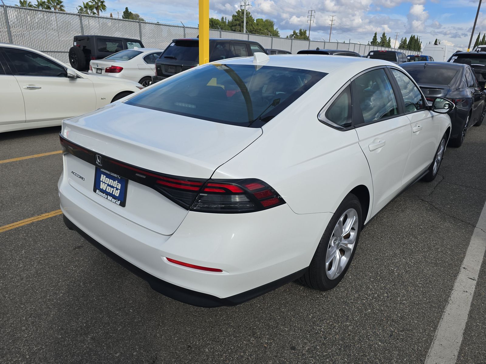 2025 Honda Accord LX FWD