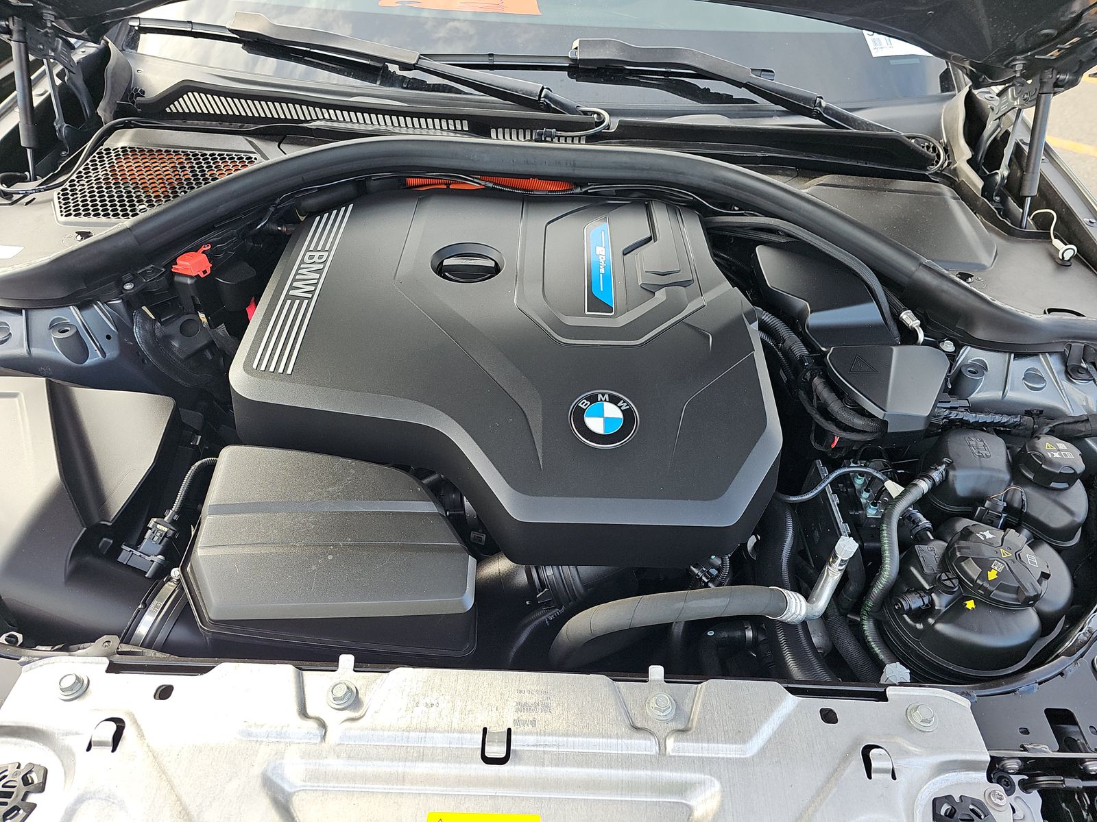 2023 BMW 3 Series 330e RWD